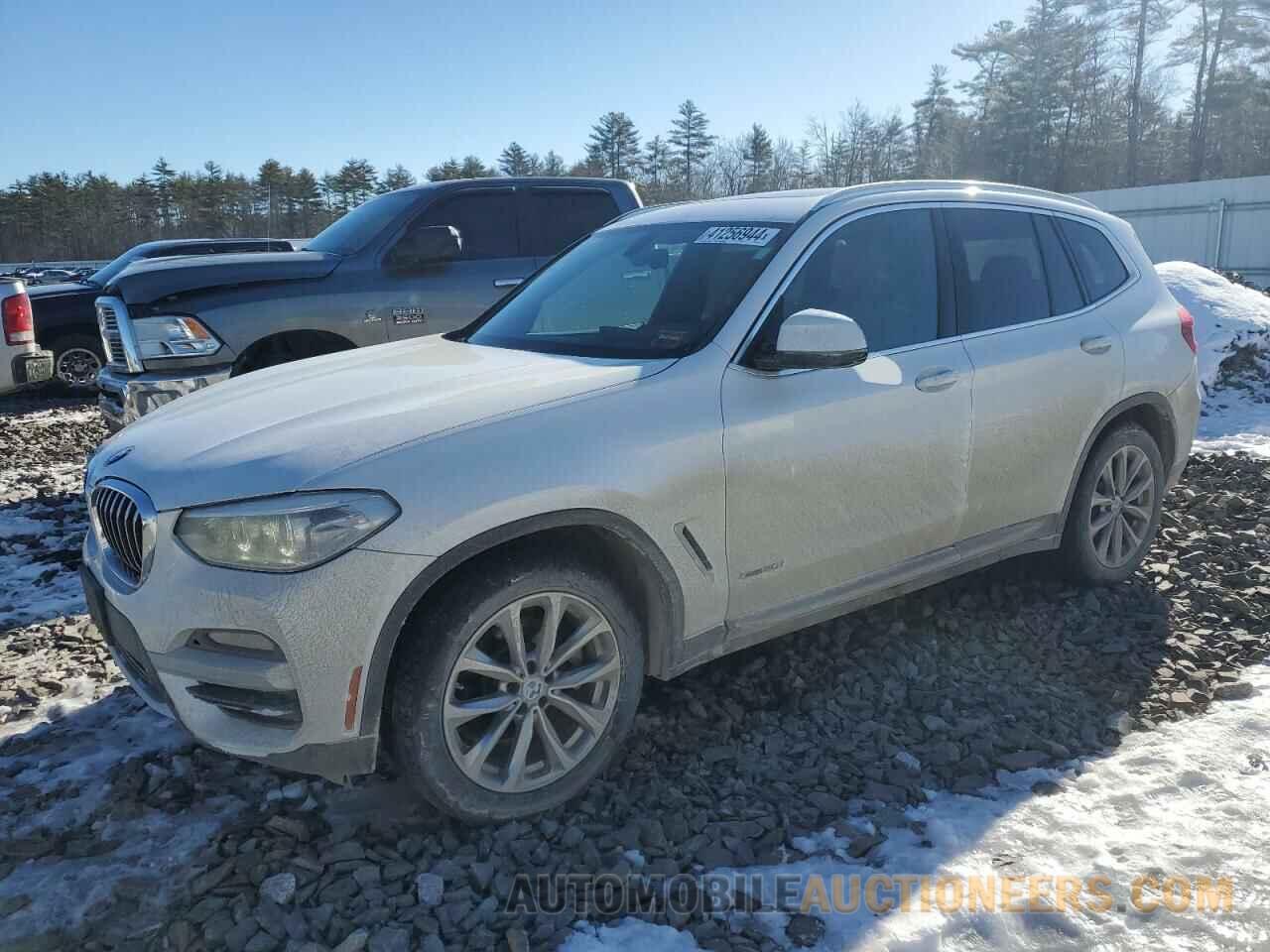 5UXTR9C50JLD62572 BMW X3 2018