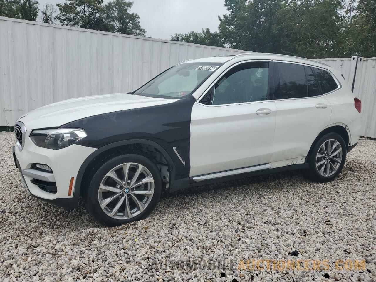 5UXTR9C50JLD67402 BMW X3 2018