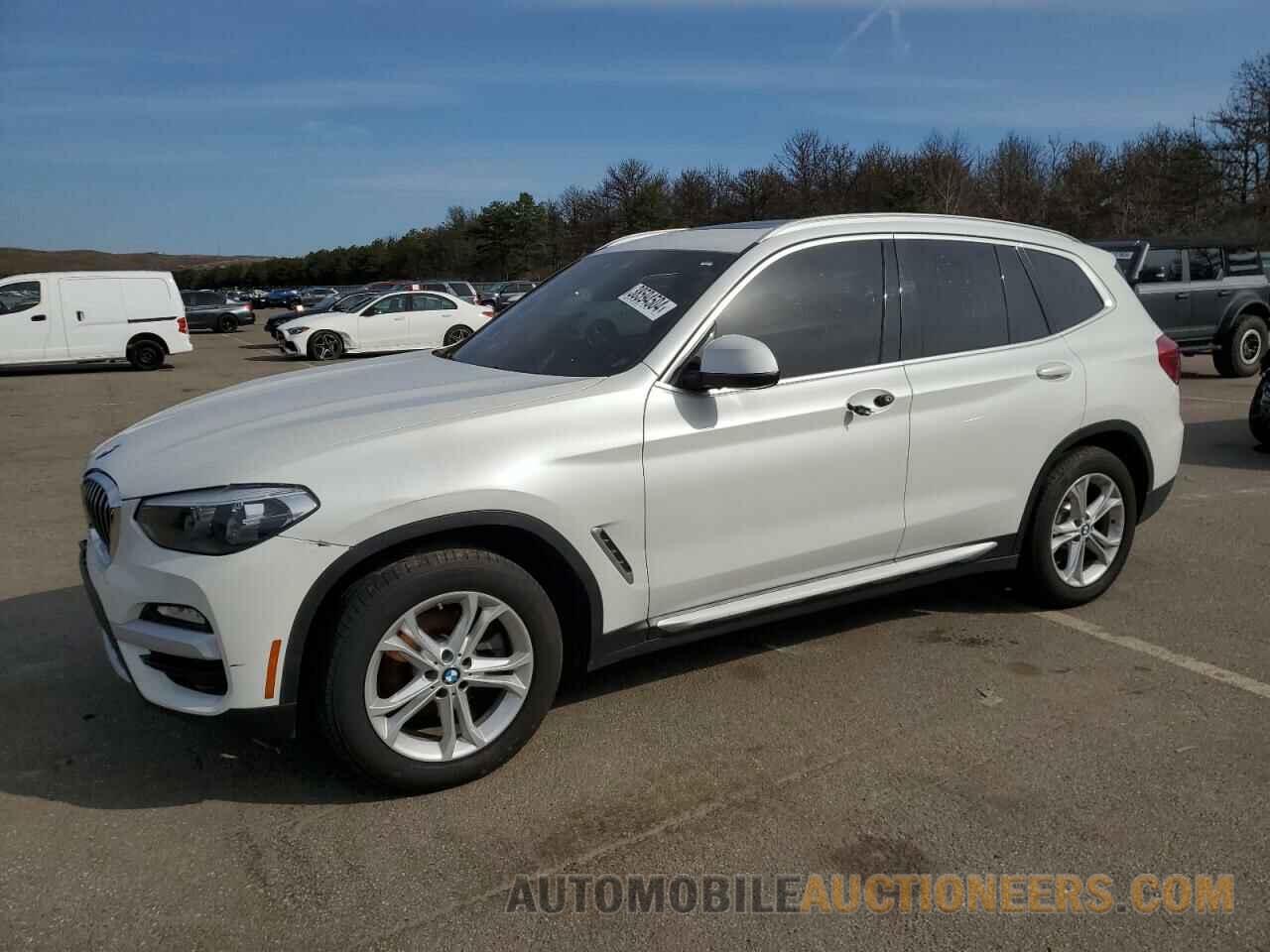 5UXTR9C50KLE19418 BMW X3 2019