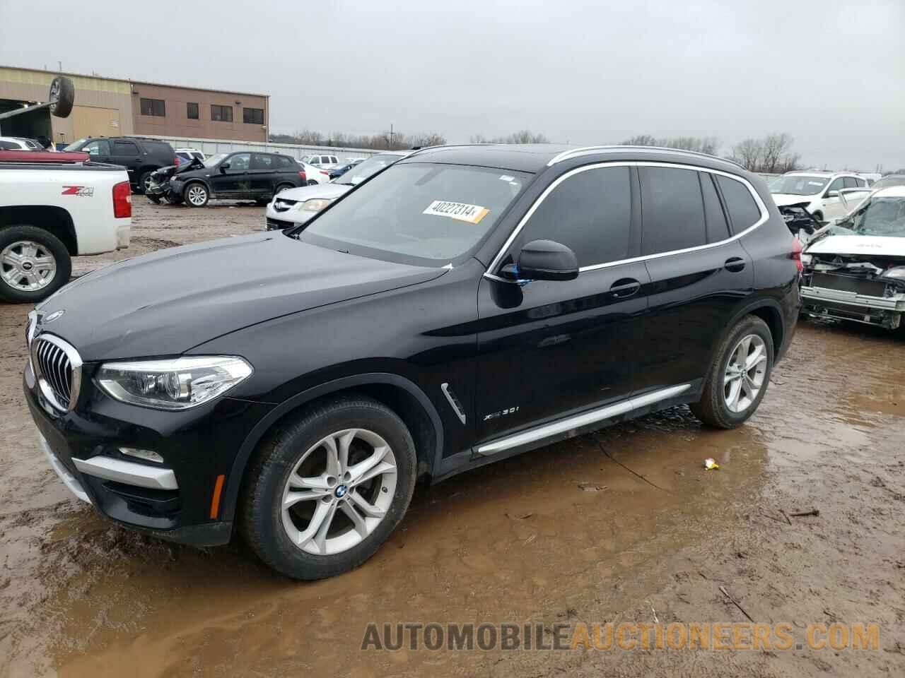 5UXTR9C51JLC76705 BMW X3 2018