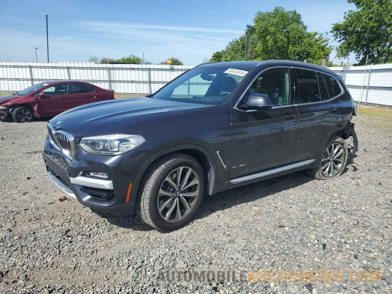 5UXTR9C52JLC68564 BMW X3 2018