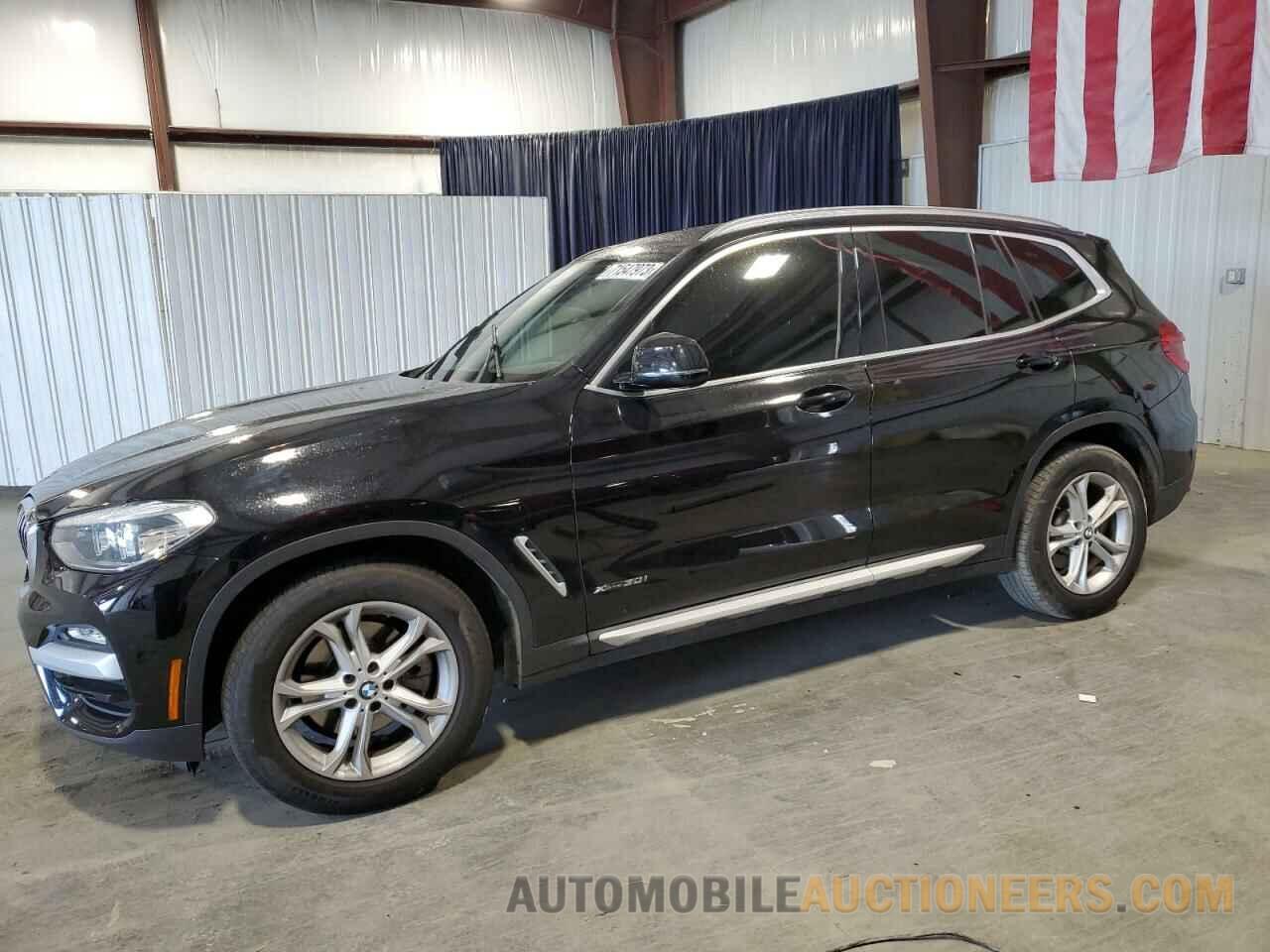 5UXTR9C52JLC79242 BMW X3 2018