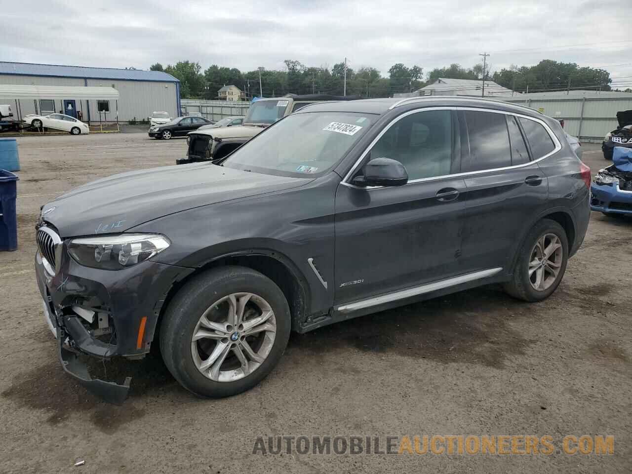 5UXTR9C52JLD58636 BMW X3 2018