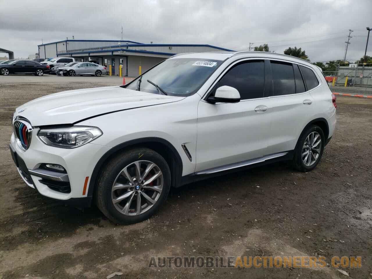 5UXTR9C52JLD70141 BMW X3 2018