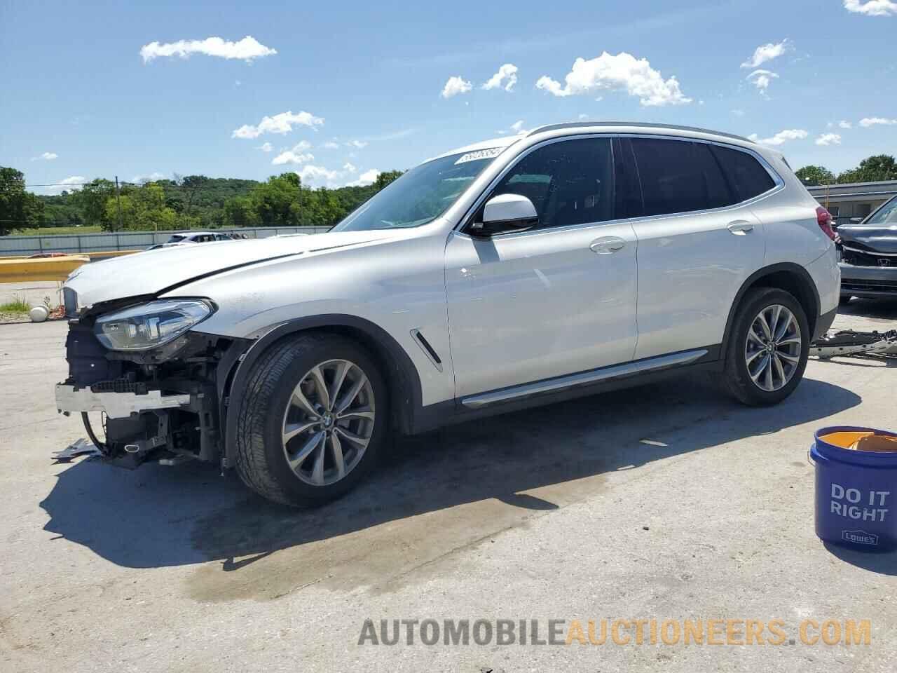 5UXTR9C52JLD71242 BMW X3 2018