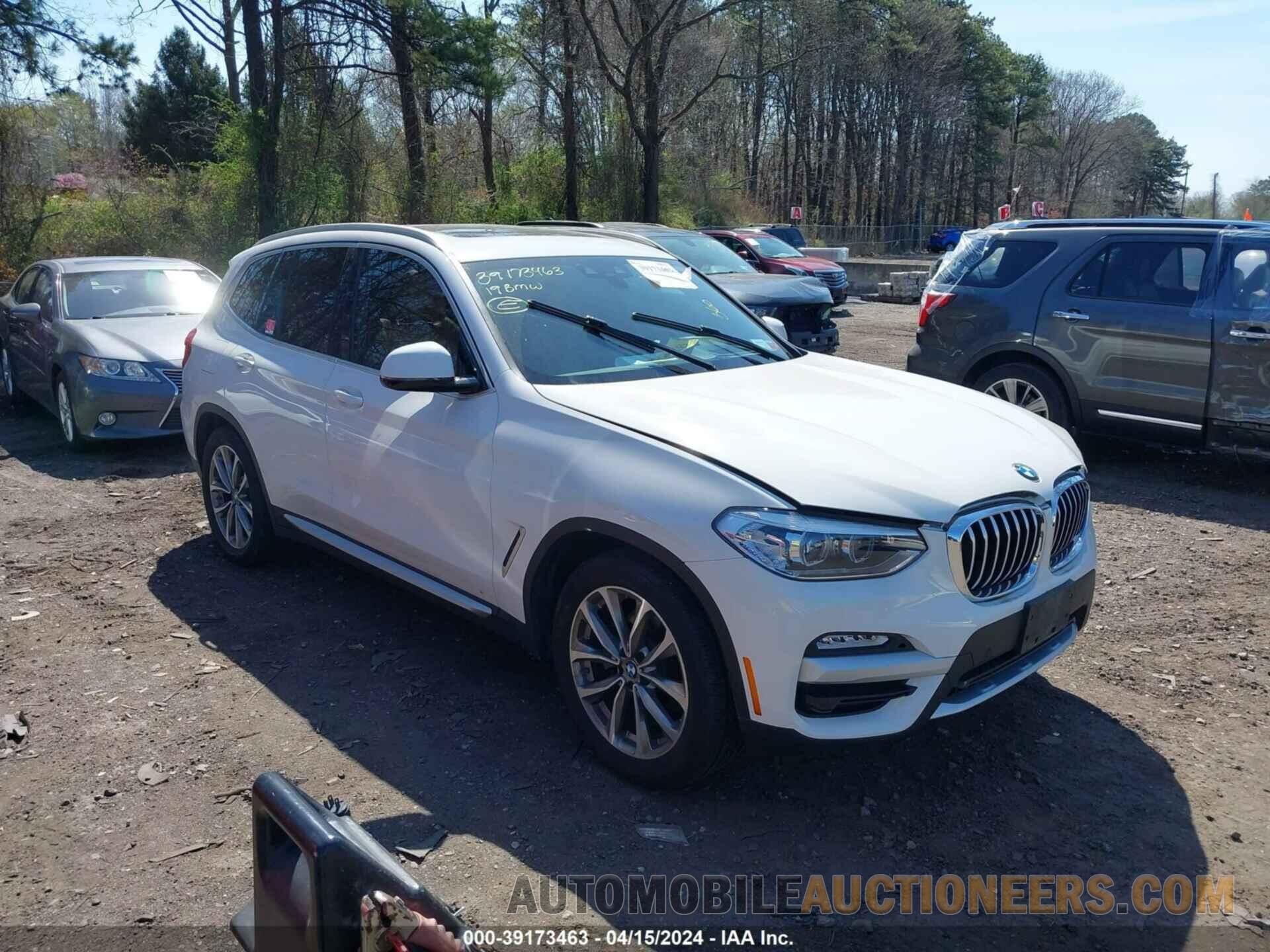 5UXTR9C52KLE12213 BMW X3 2019