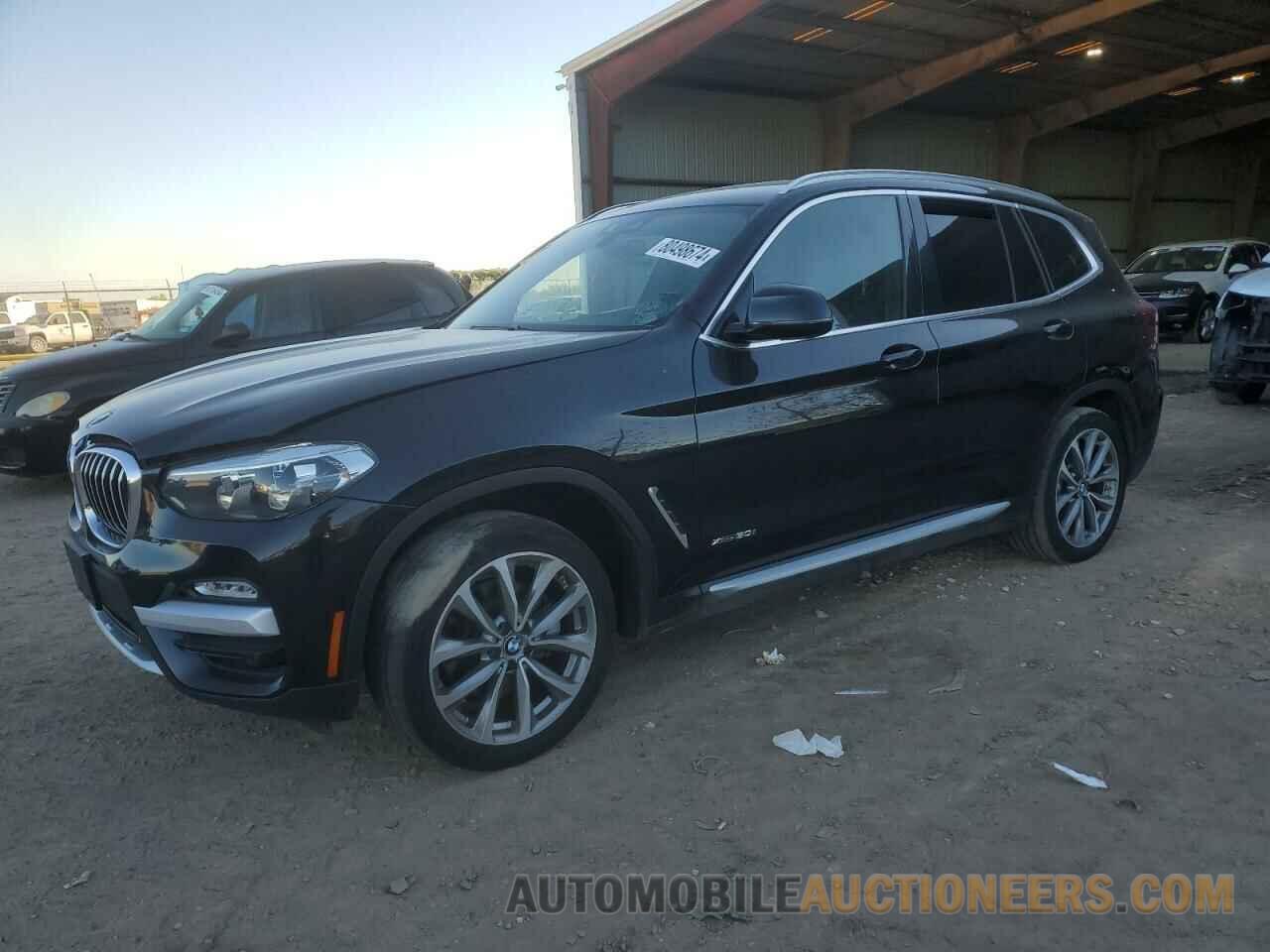 5UXTR9C53JLD57947 BMW X3 2018