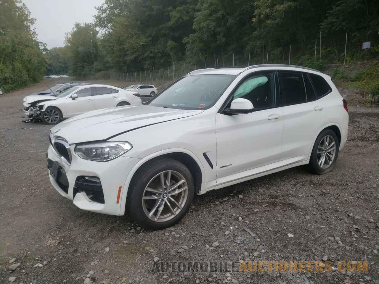 5UXTR9C53JLD65790 BMW X3 2018