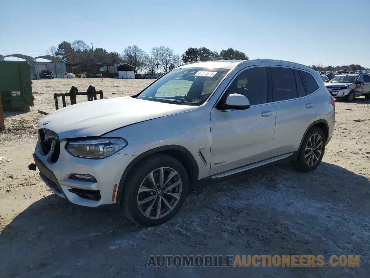 5UXTR9C54JLC74558 BMW X3 2018