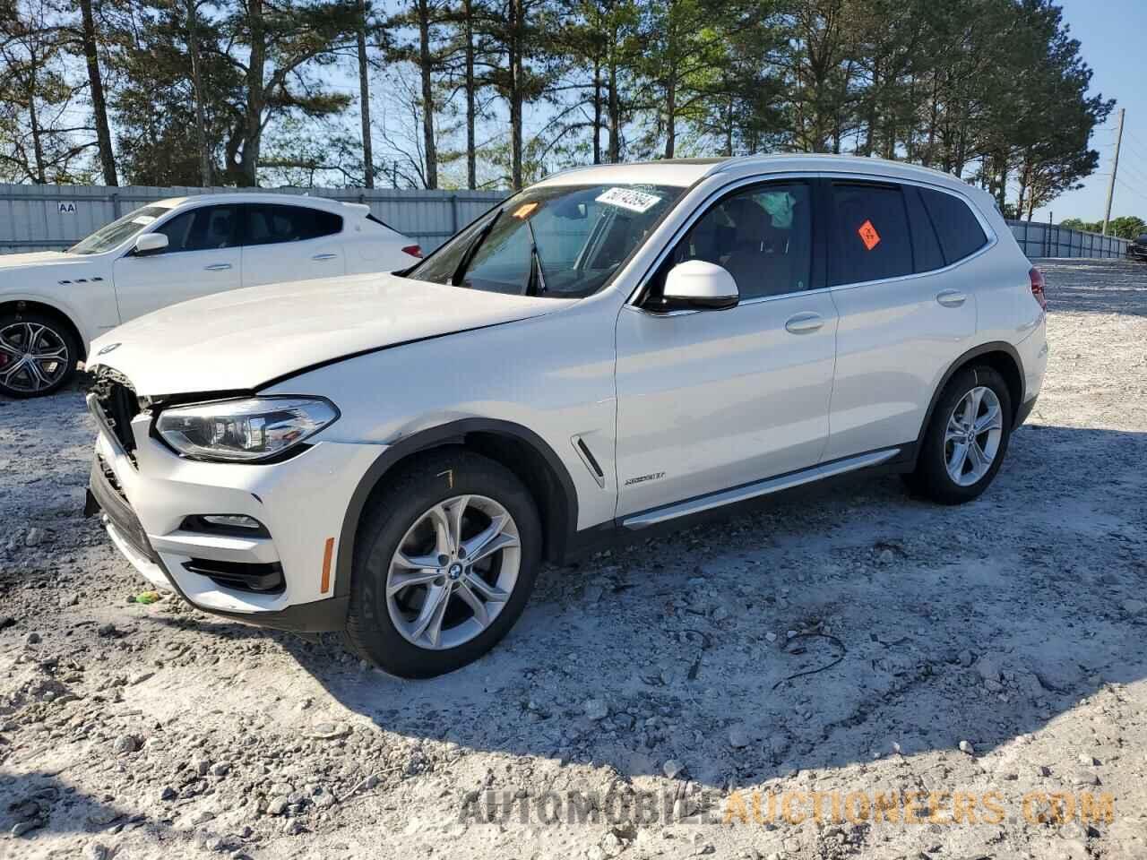 5UXTR9C54JLC81137 BMW X3 2018