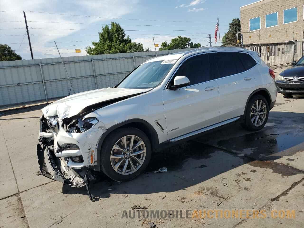 5UXTR9C54JLD62574 BMW X3 2018