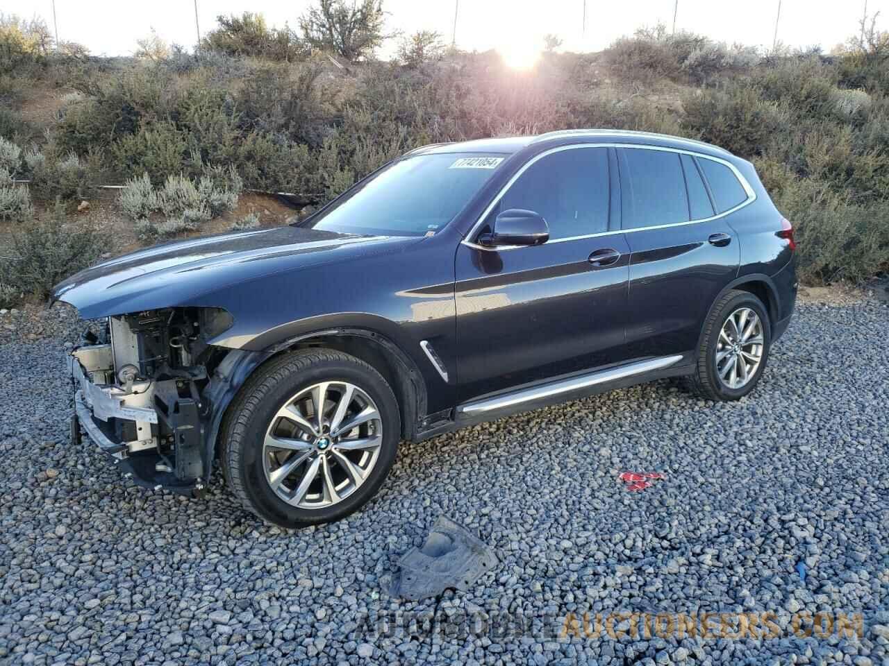 5UXTR9C55JLD68772 BMW X3 2018