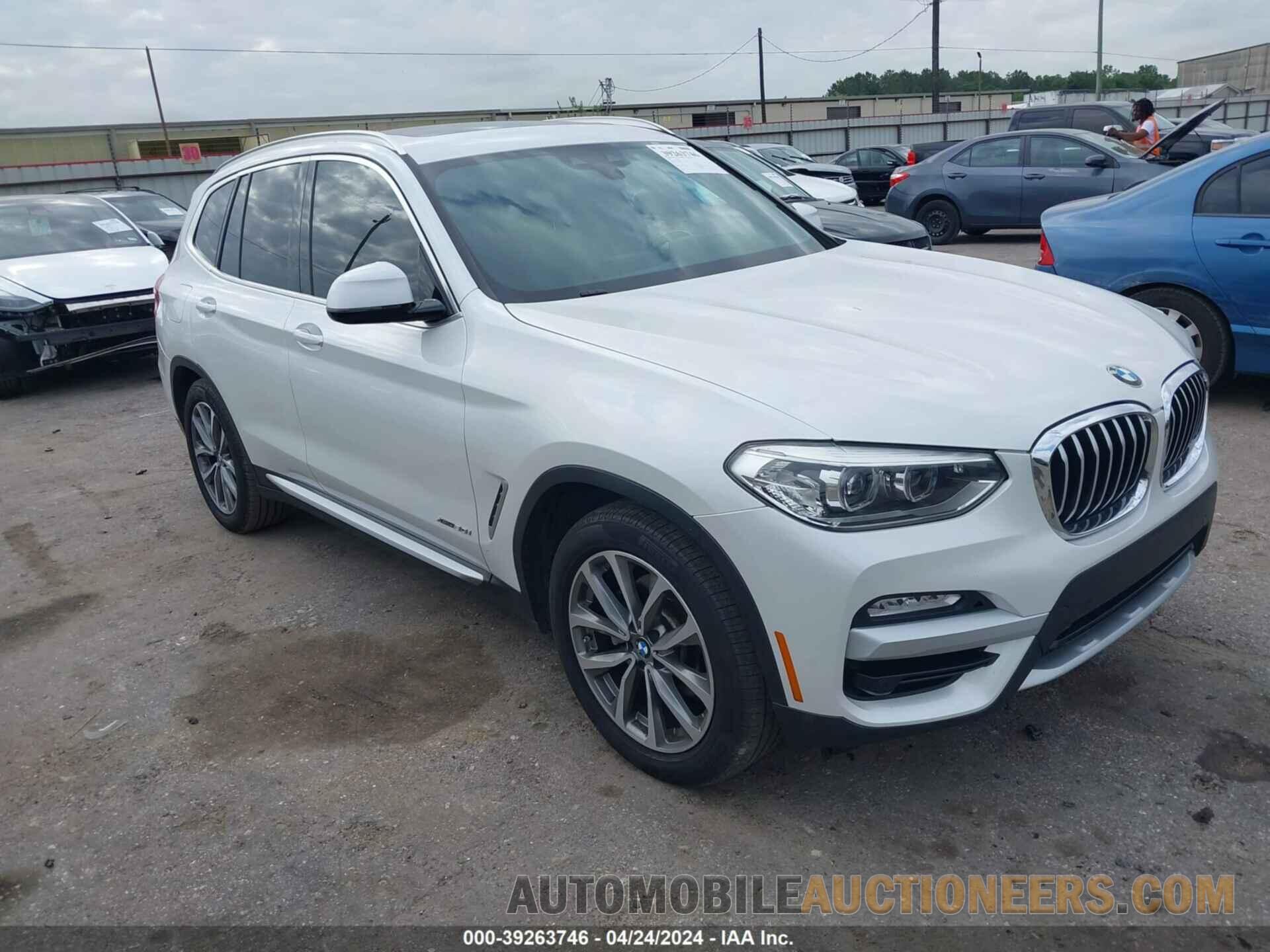 5UXTR9C56JLC75453 BMW X3 2018