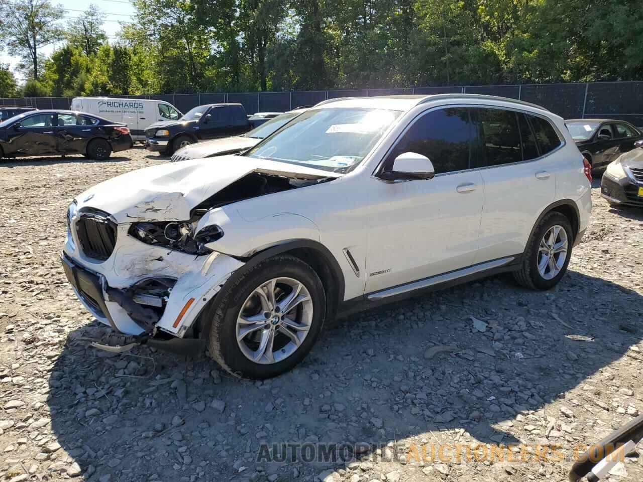 5UXTR9C56JLC78711 BMW X3 2018