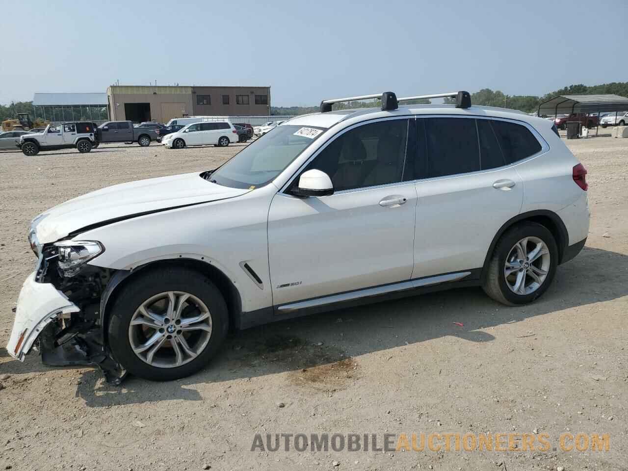 5UXTR9C56JLC80846 BMW X3 2018