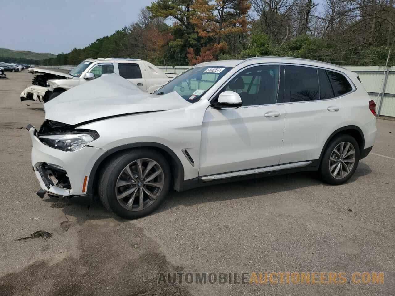 5UXTR9C56KLP85705 BMW X3 2019