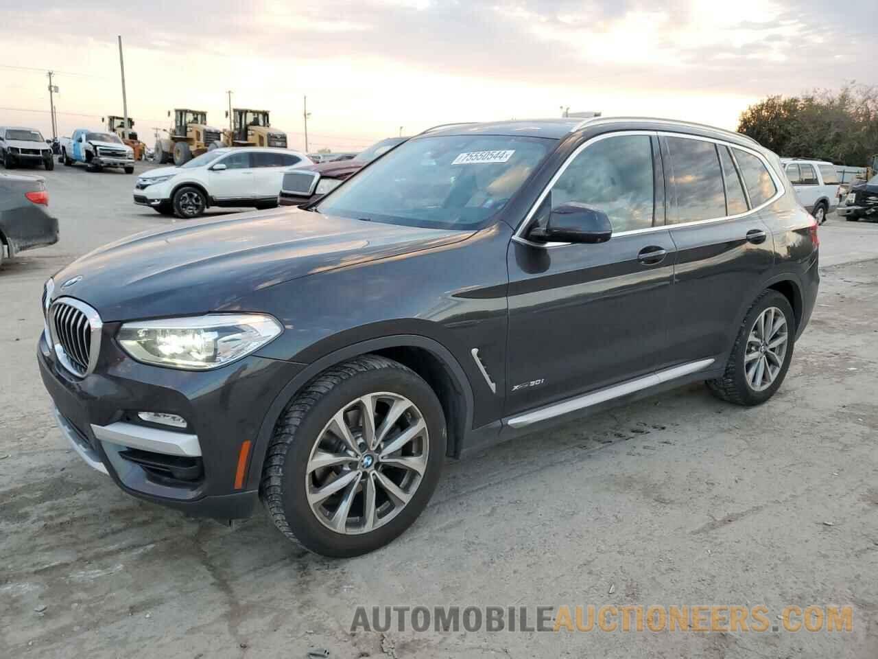 5UXTR9C57JLC73159 BMW X3 2018