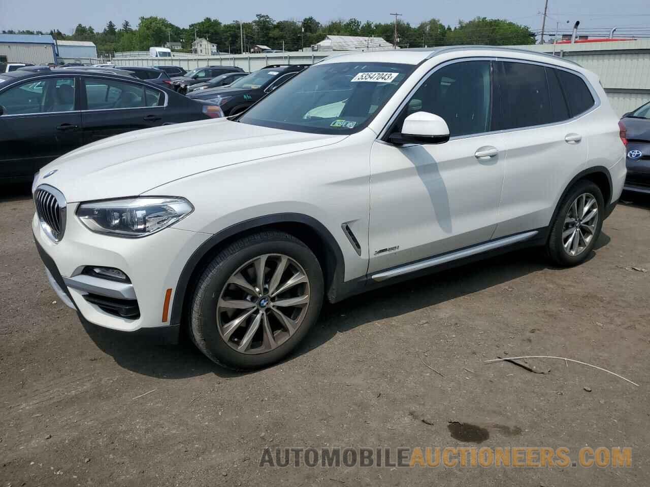 5UXTR9C57JLC74974 BMW X3 2018