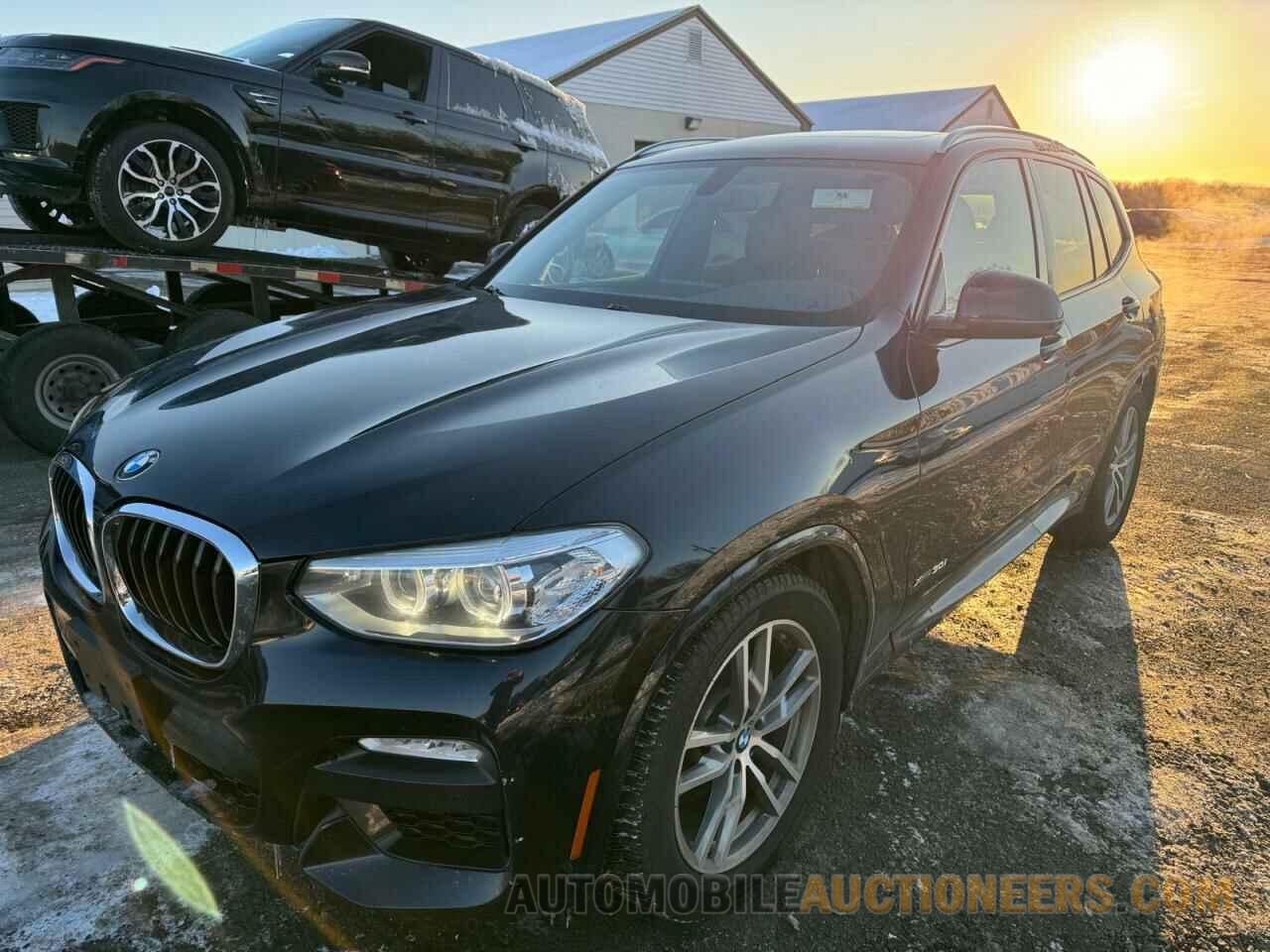 5UXTR9C57JLC83318 BMW X3 2018