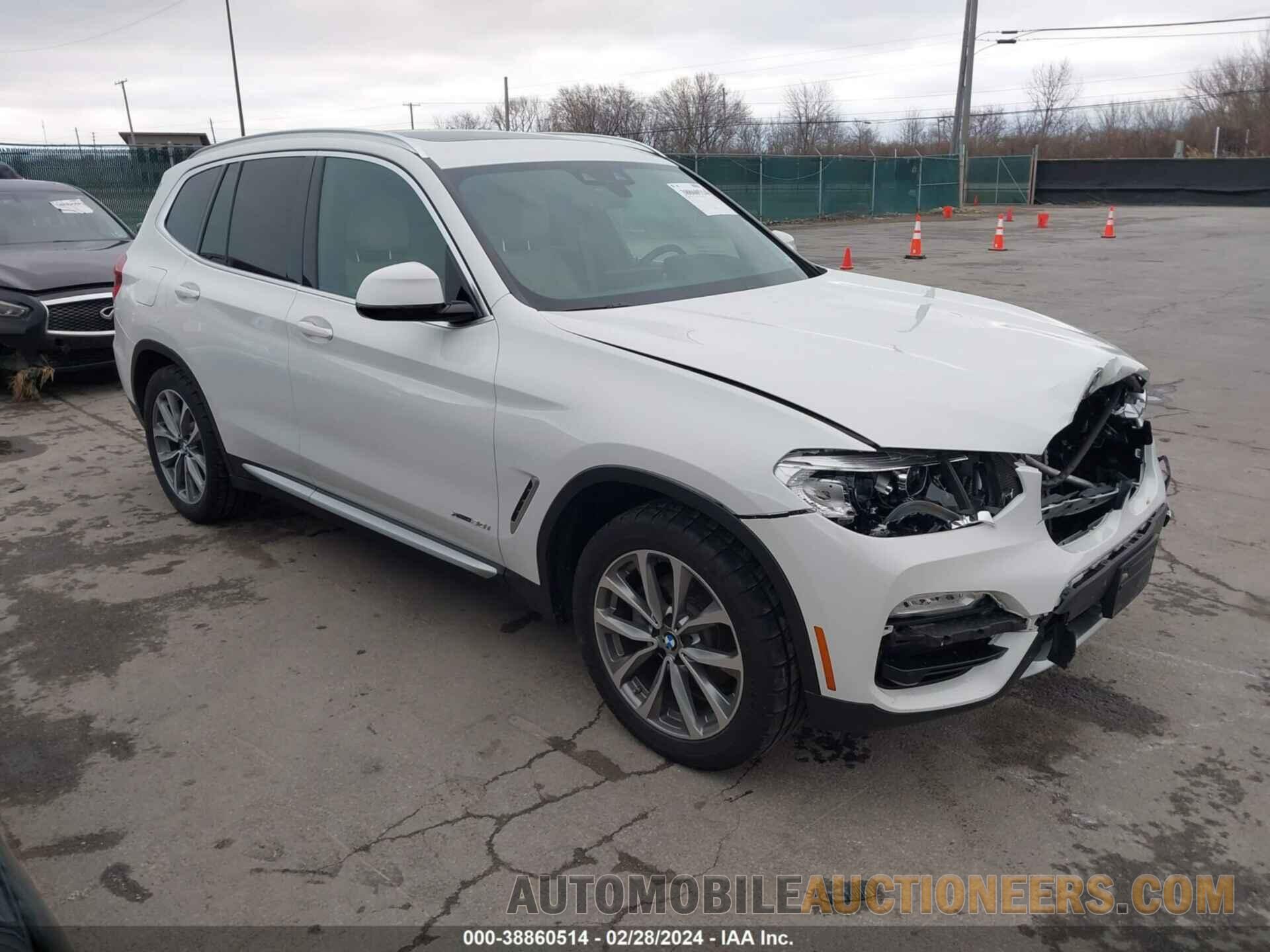 5UXTR9C57JLC83724 BMW X3 2018