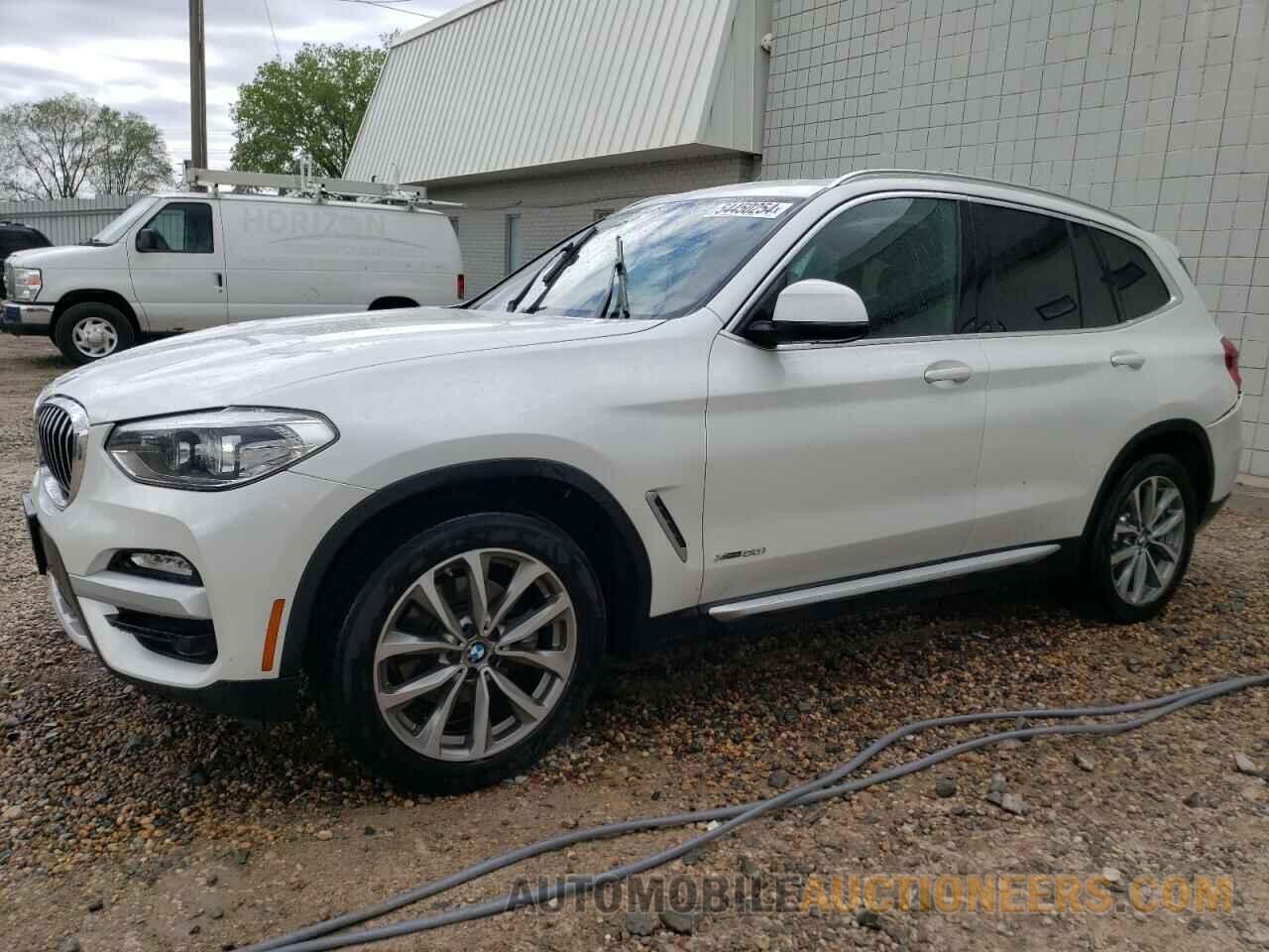 5UXTR9C57JLD63721 BMW X3 2018