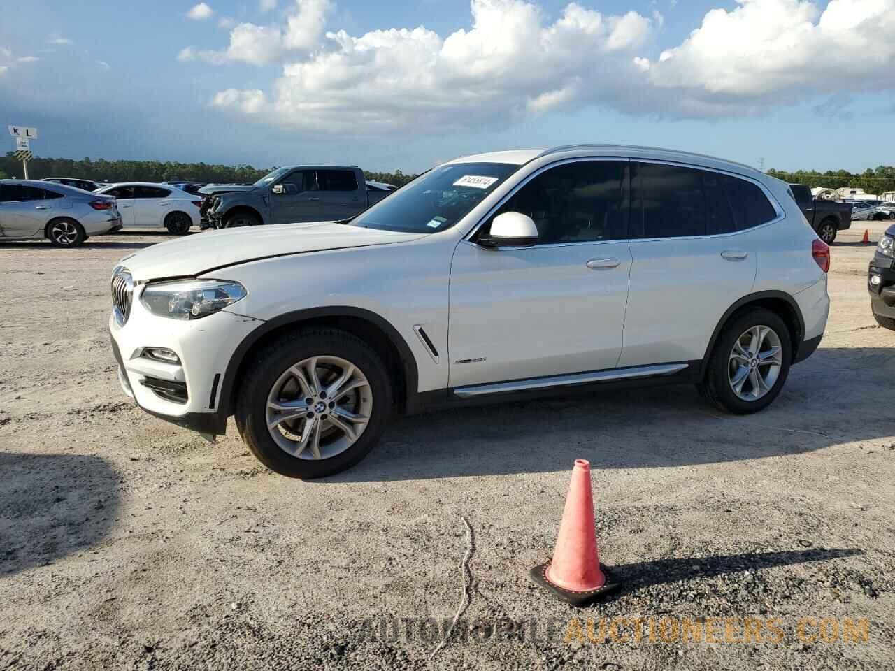 5UXTR9C57JLD64898 BMW X3 2018