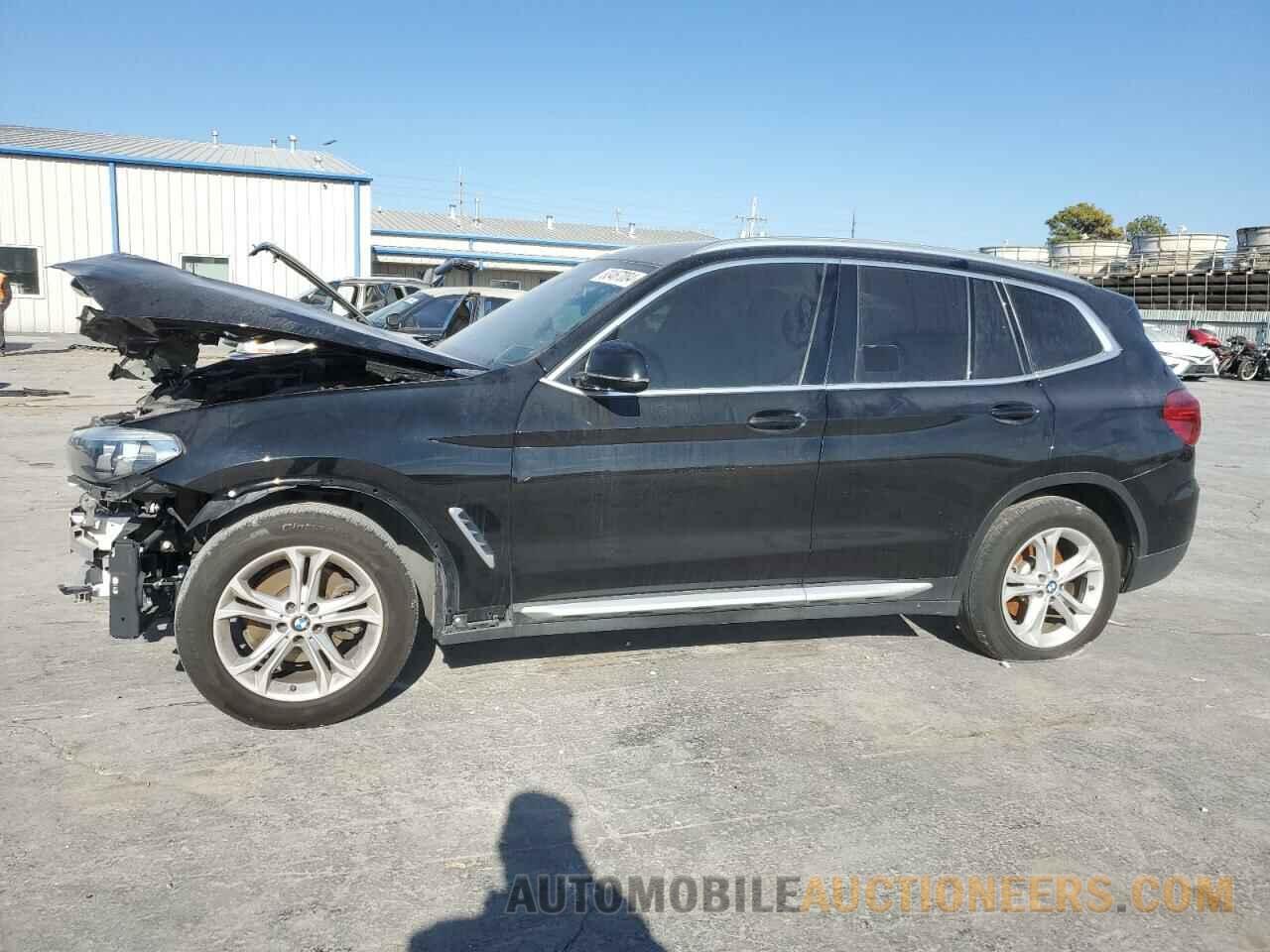 5UXTR9C57KLE18170 BMW X3 2019