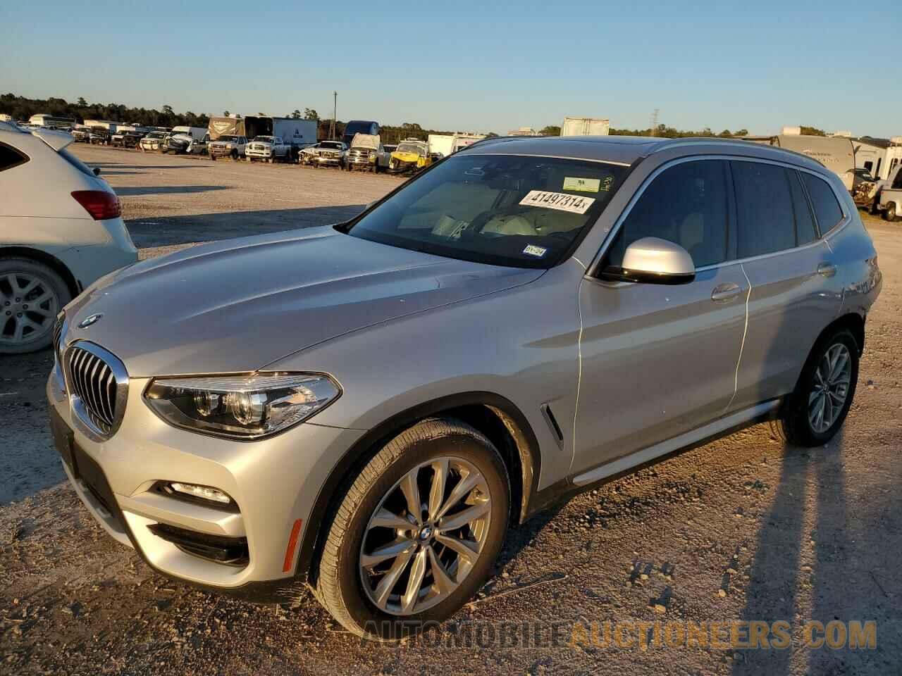 5UXTR9C57KLR09285 BMW X3 2019