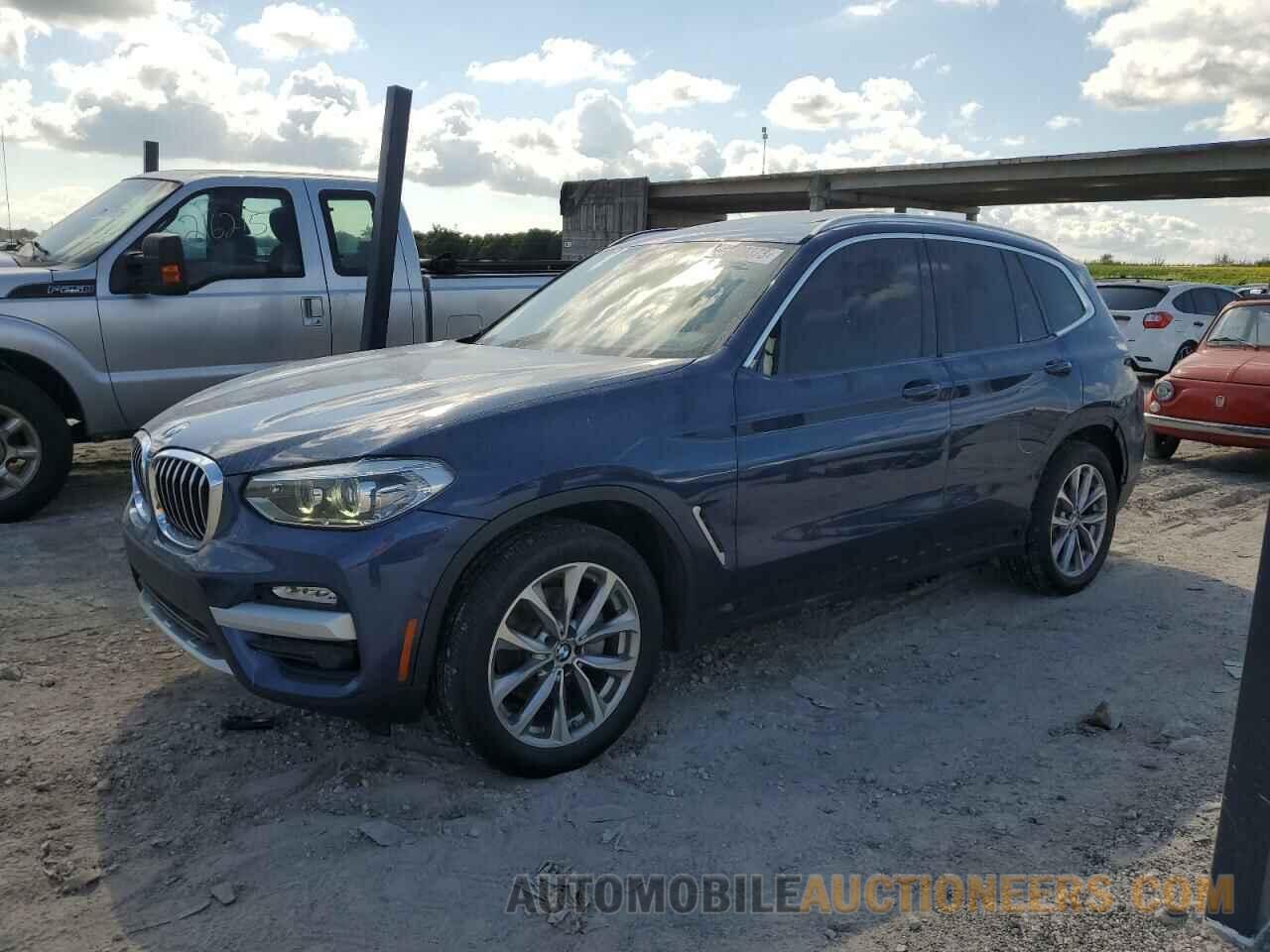 5UXTR9C58JLC69511 BMW X3 2018