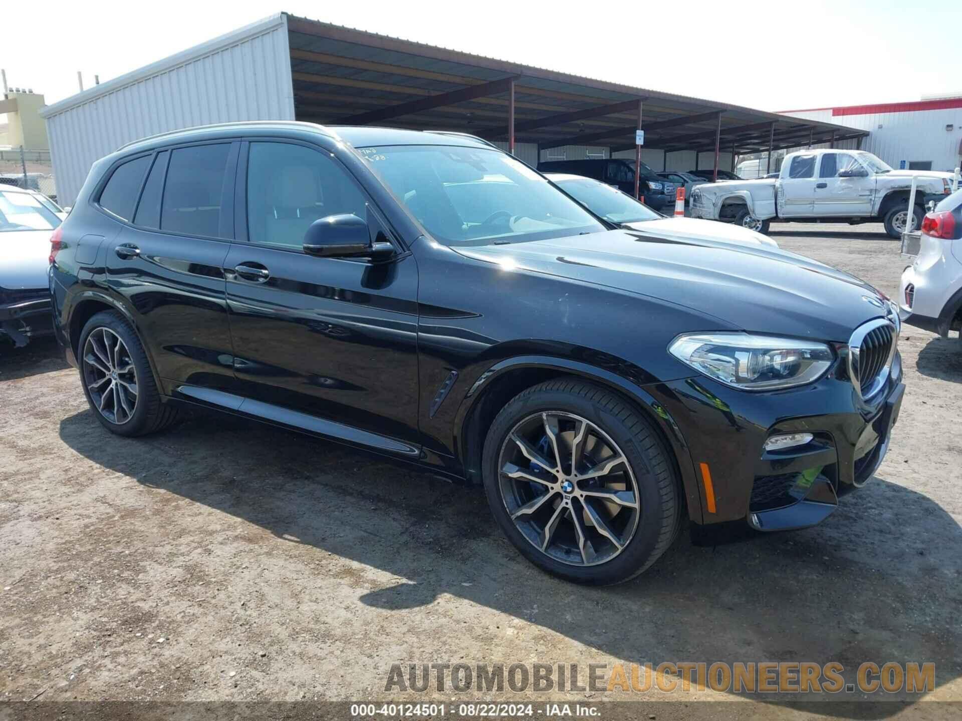 5UXTR9C58JLC74935 BMW X3 2018