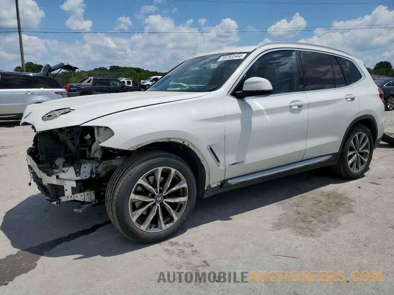 5UXTR9C58JLC78693 BMW X3 2018