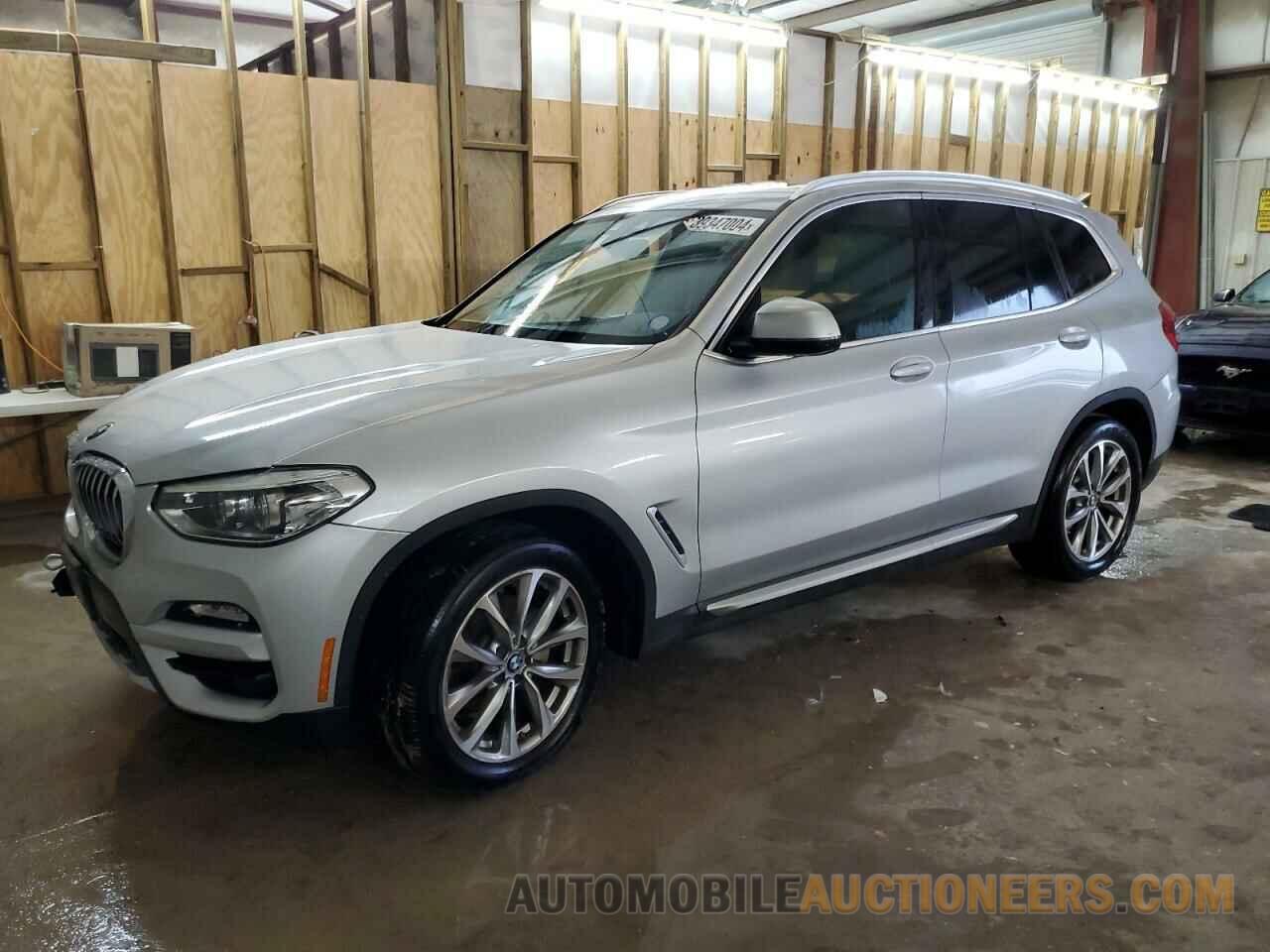 5UXTR9C58JLD68474 BMW X3 2018