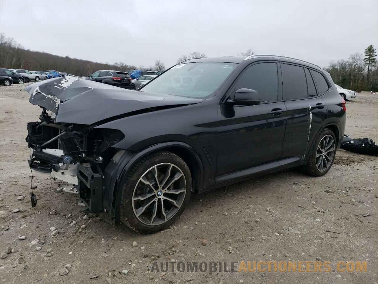 5UXTR9C58JLD74775 BMW X3 2018