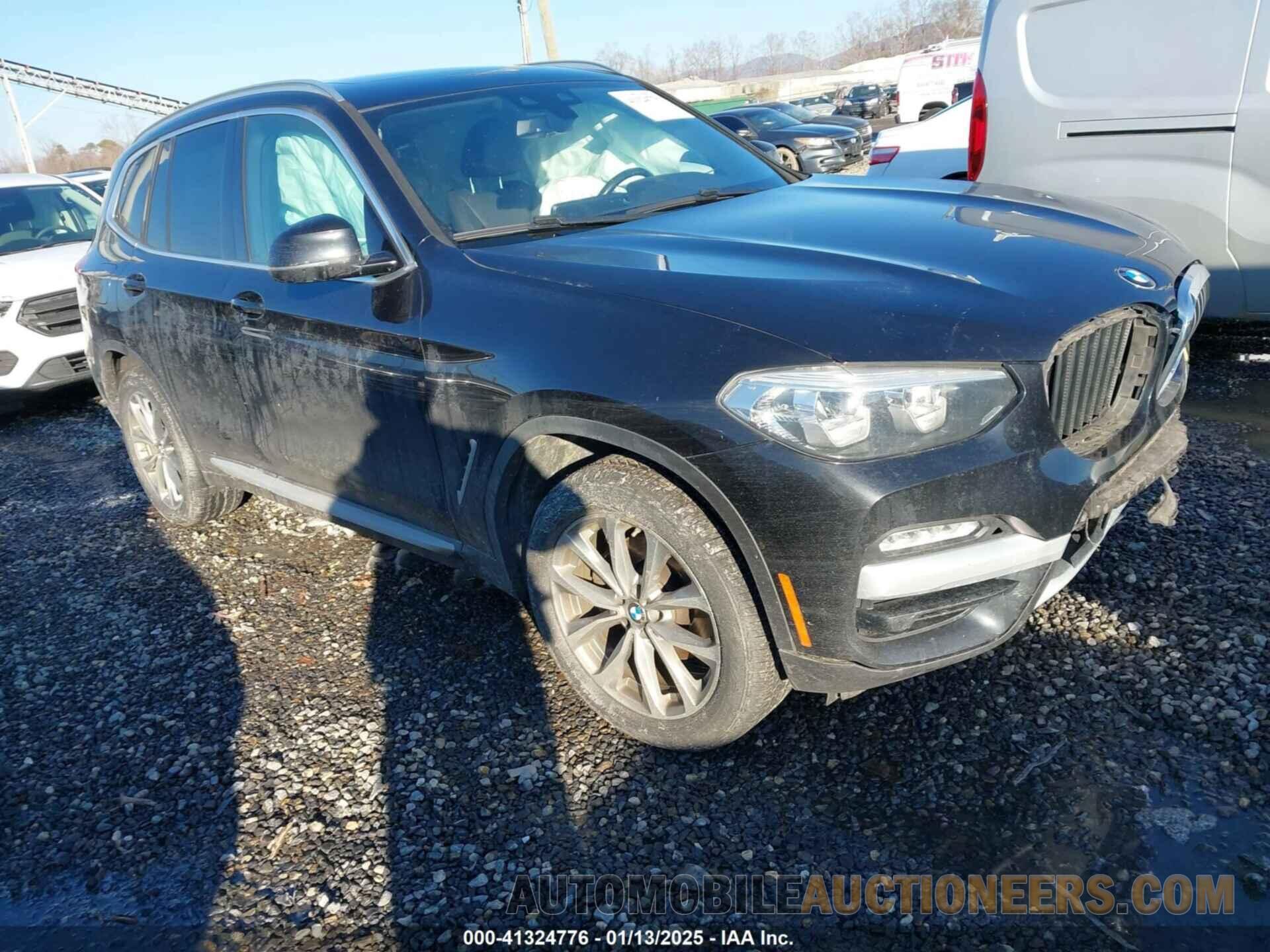 5UXTR9C58KLE17481 BMW X3 2019