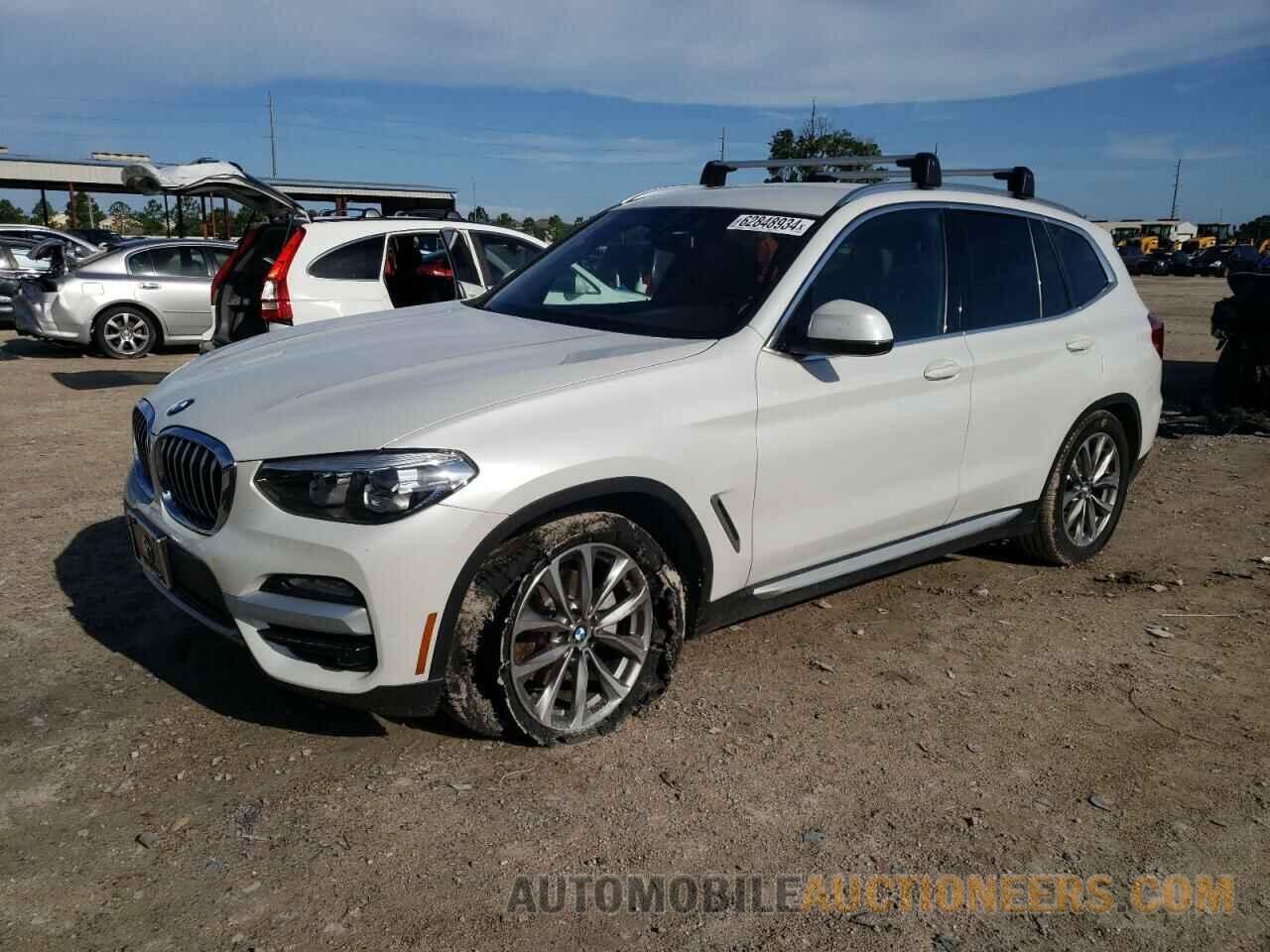 5UXTR9C58KLE19988 BMW X3 2019