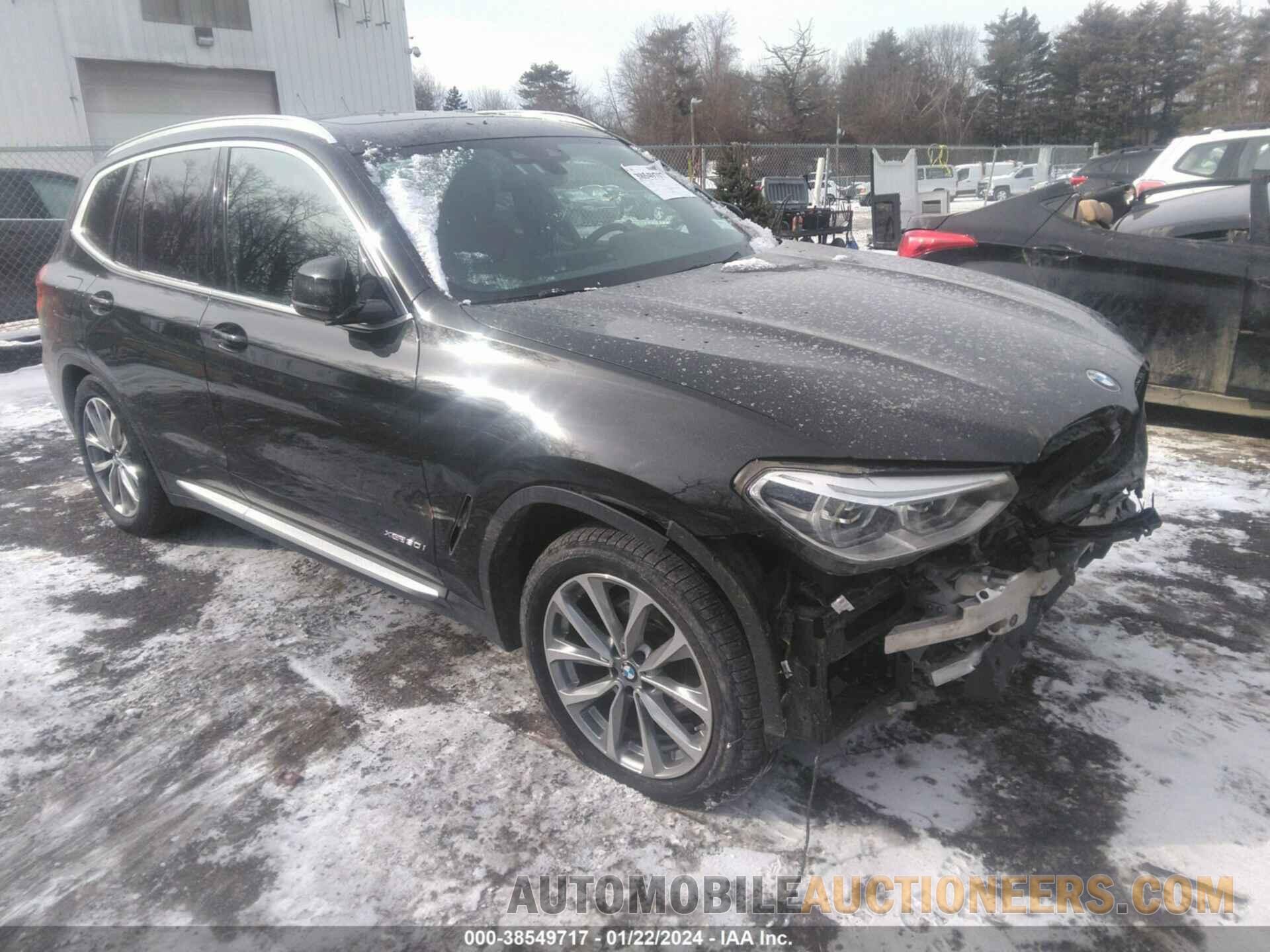 5UXTR9C59JLC68979 BMW X3 2018