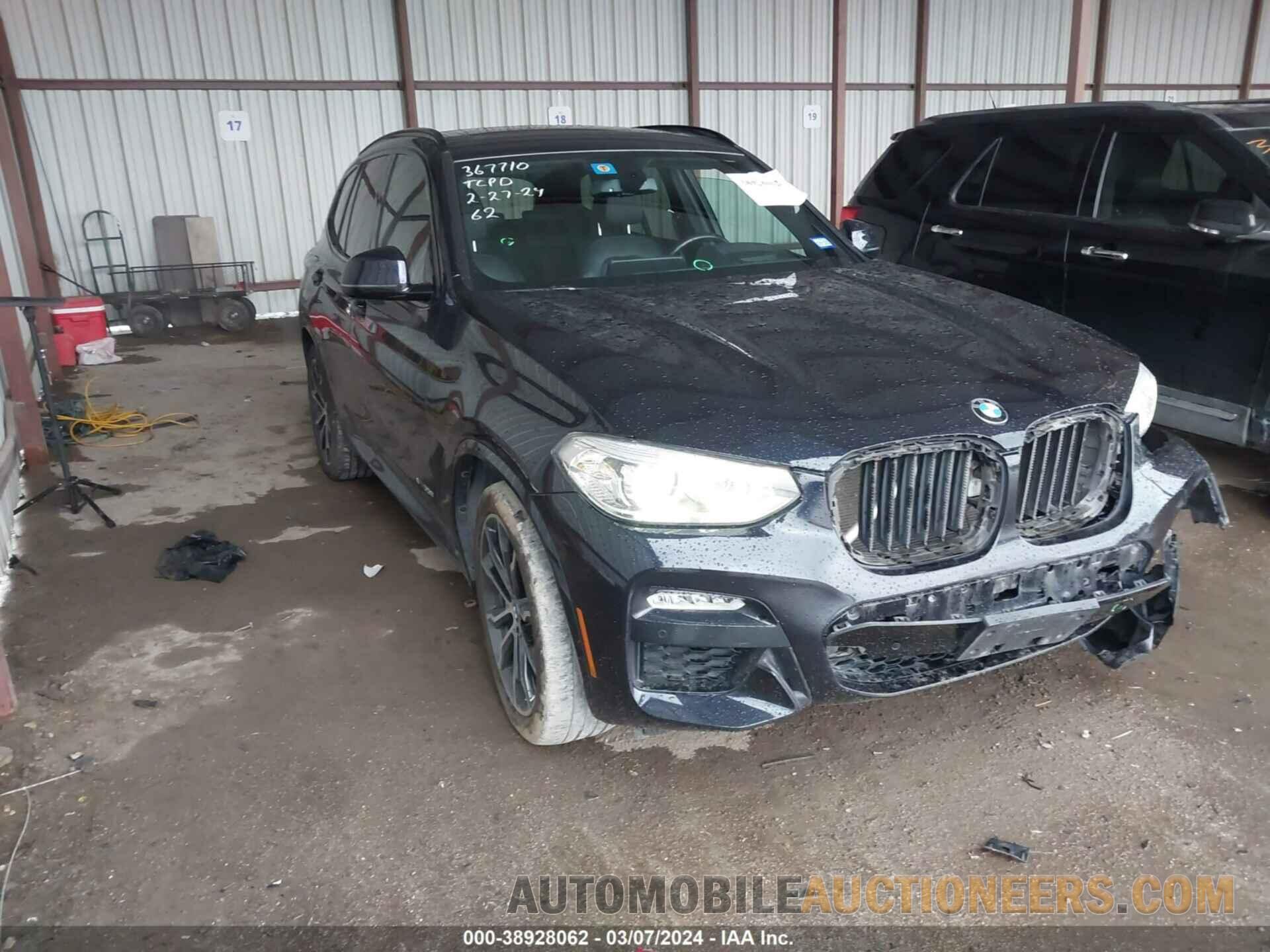 5UXTR9C59JLC75334 BMW X3 2018