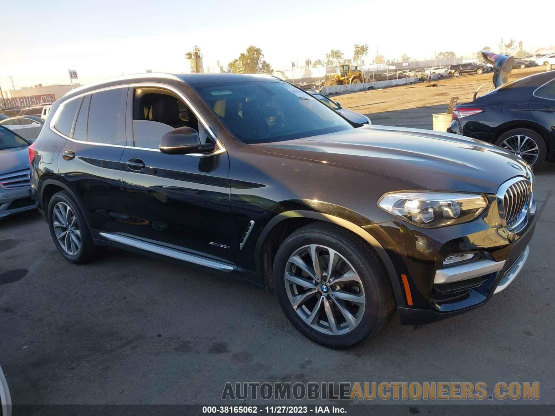 5UXTR9C59JLD57919 BMW X3 2018