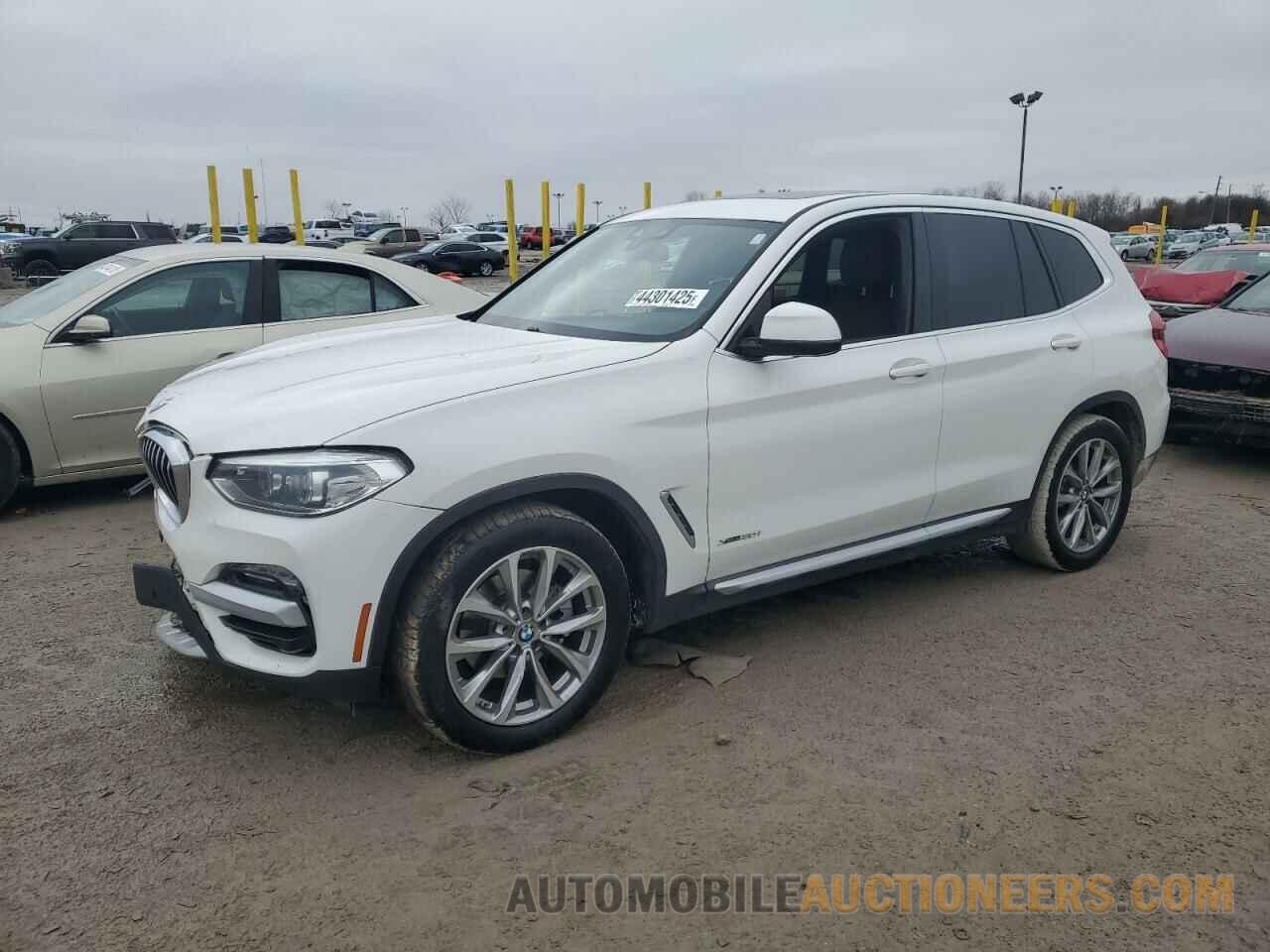 5UXTR9C59JLD63252 BMW X3 2018