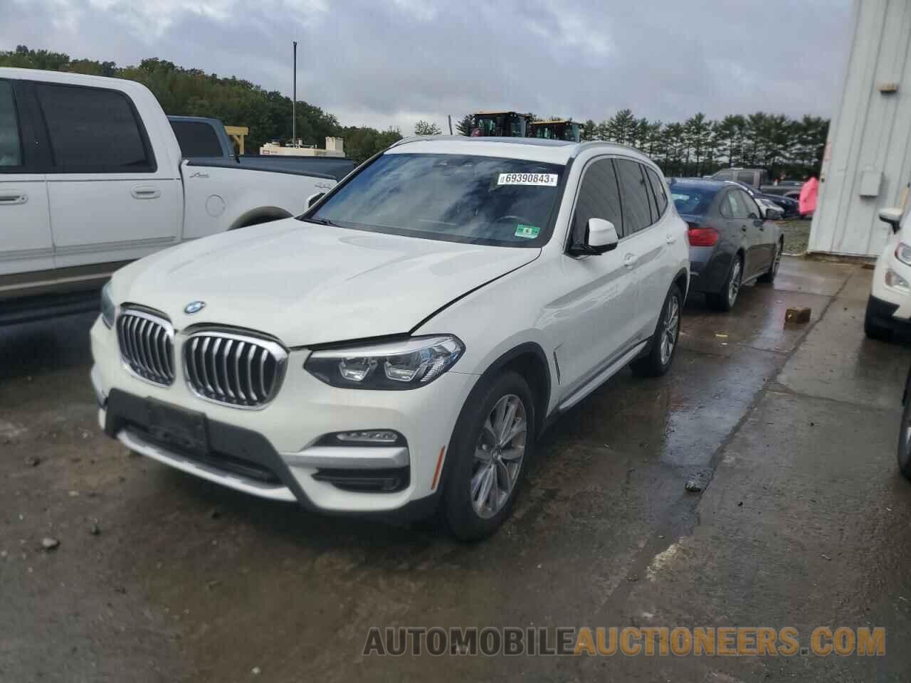 5UXTR9C59JLD89365 BMW X3 2018