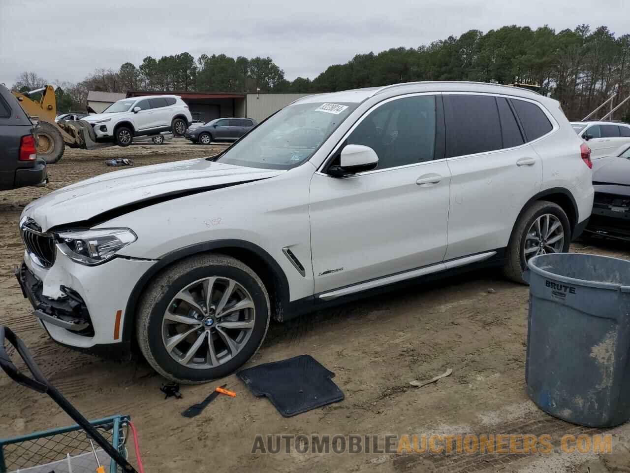 5UXTR9C5XJLC78663 BMW X3 2018