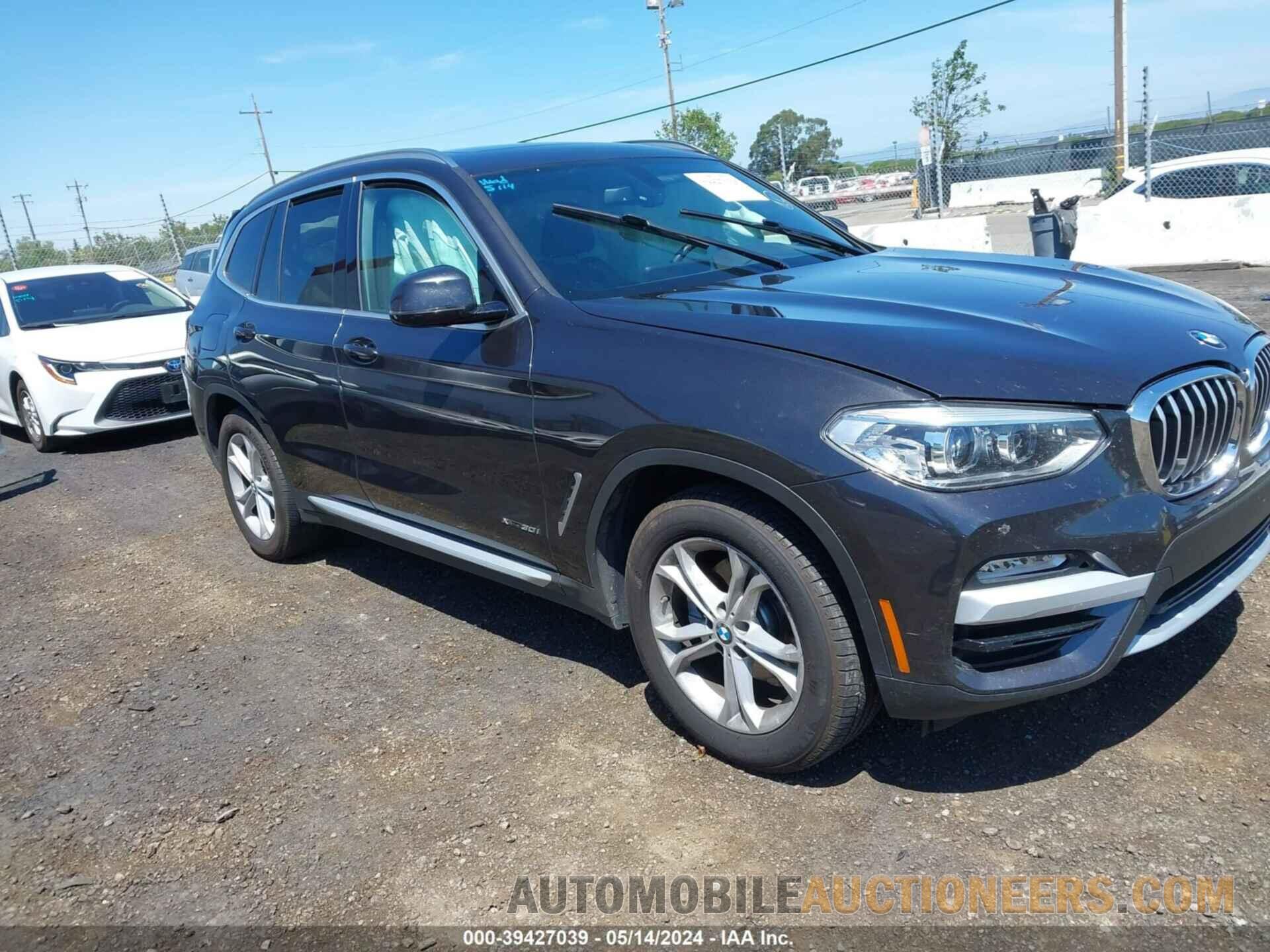 5UXTR9C5XJLD57279 BMW X3 2018