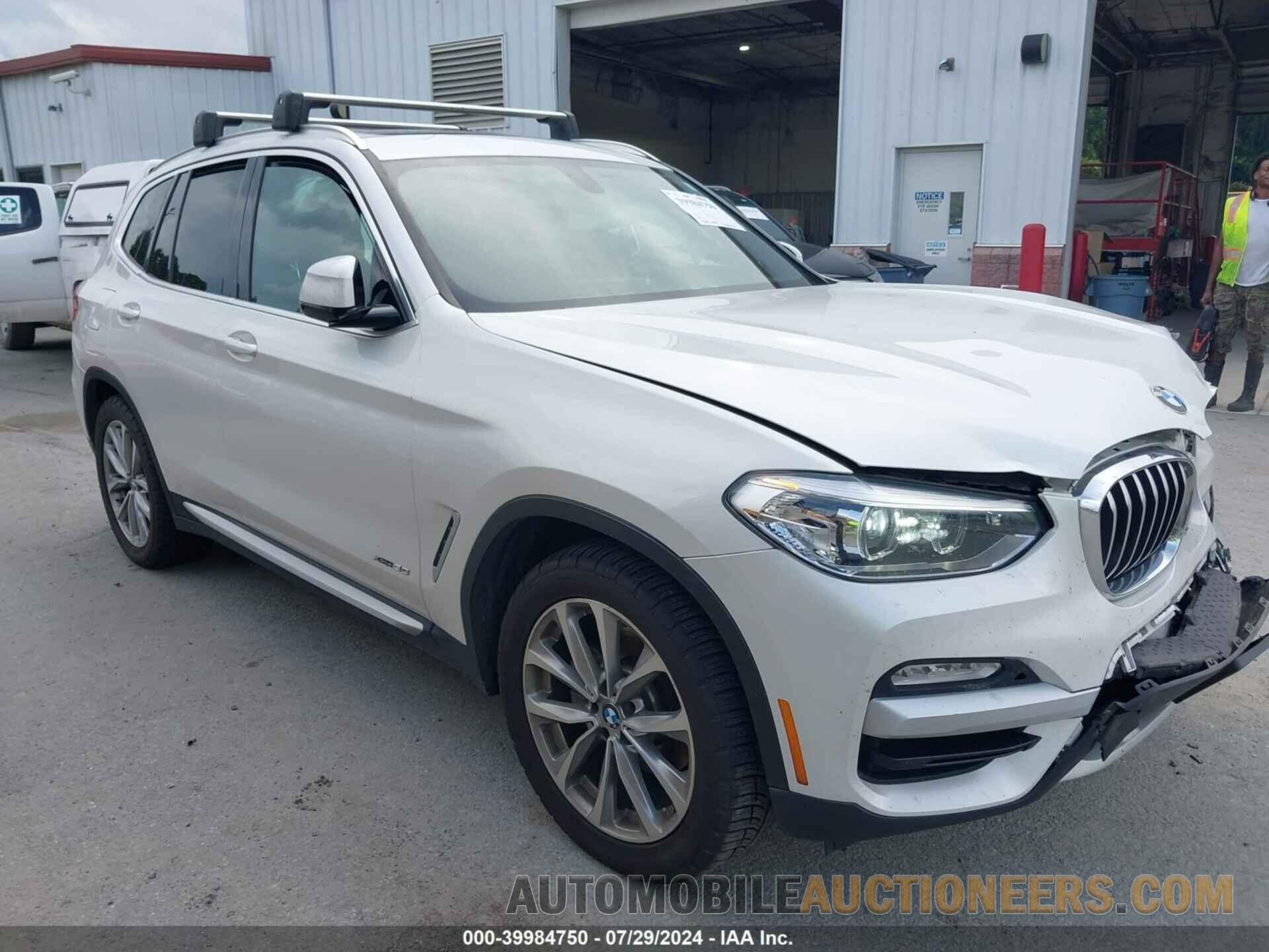 5UXTR9C5XJLD60439 BMW X3 2018