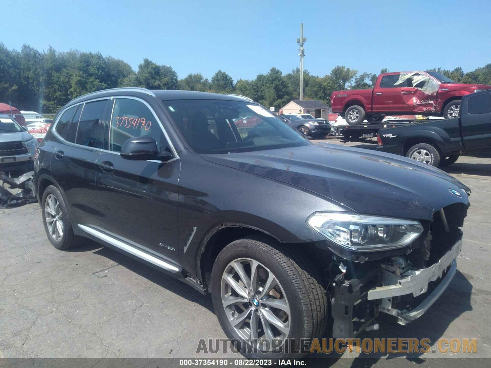 5UXTR9C5XJLD61350 BMW X3 2018