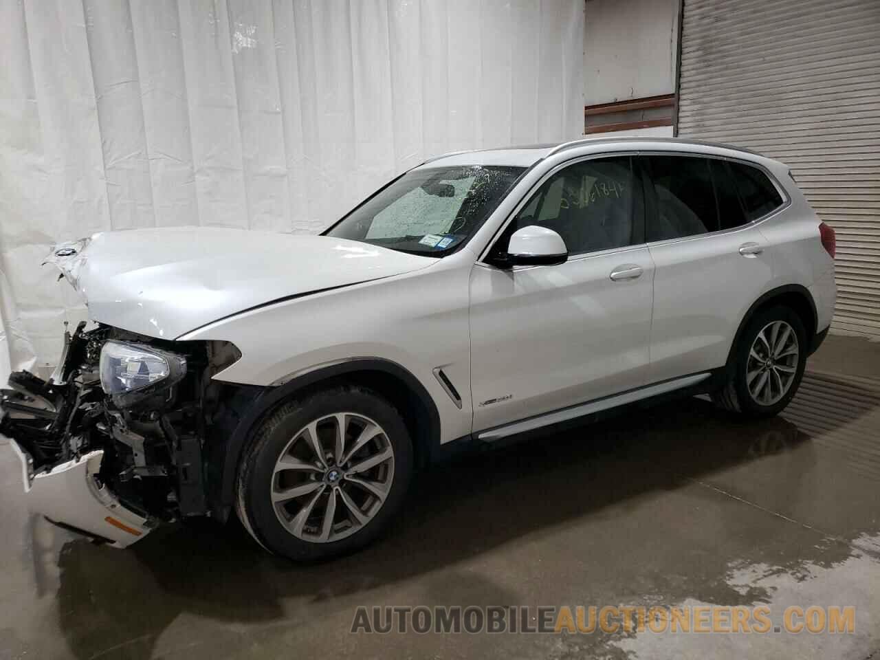 5UXTR9C5XJLD66242 BMW X3 2018