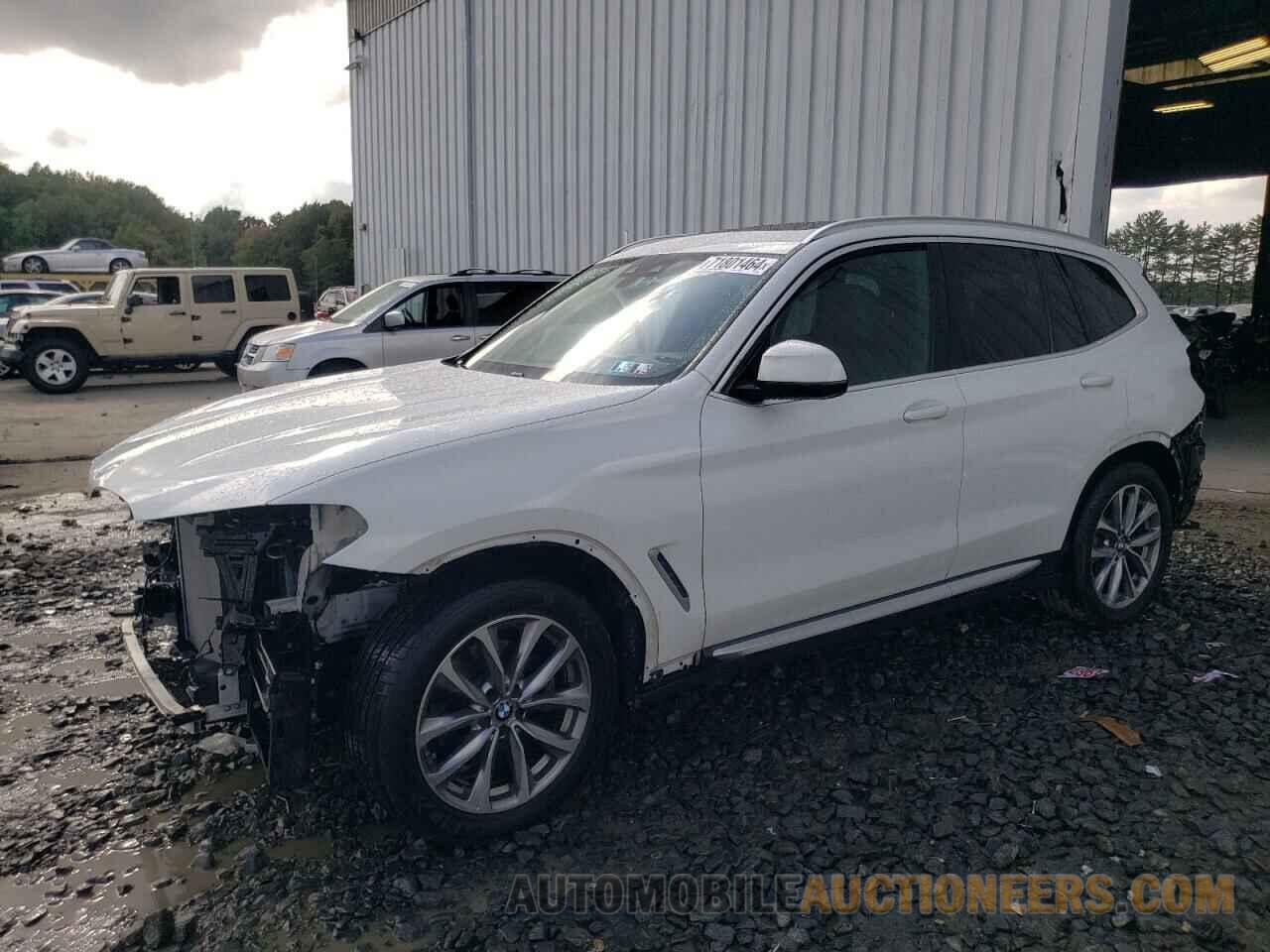 5UXTR9C5XJLD69853 BMW X3 2018