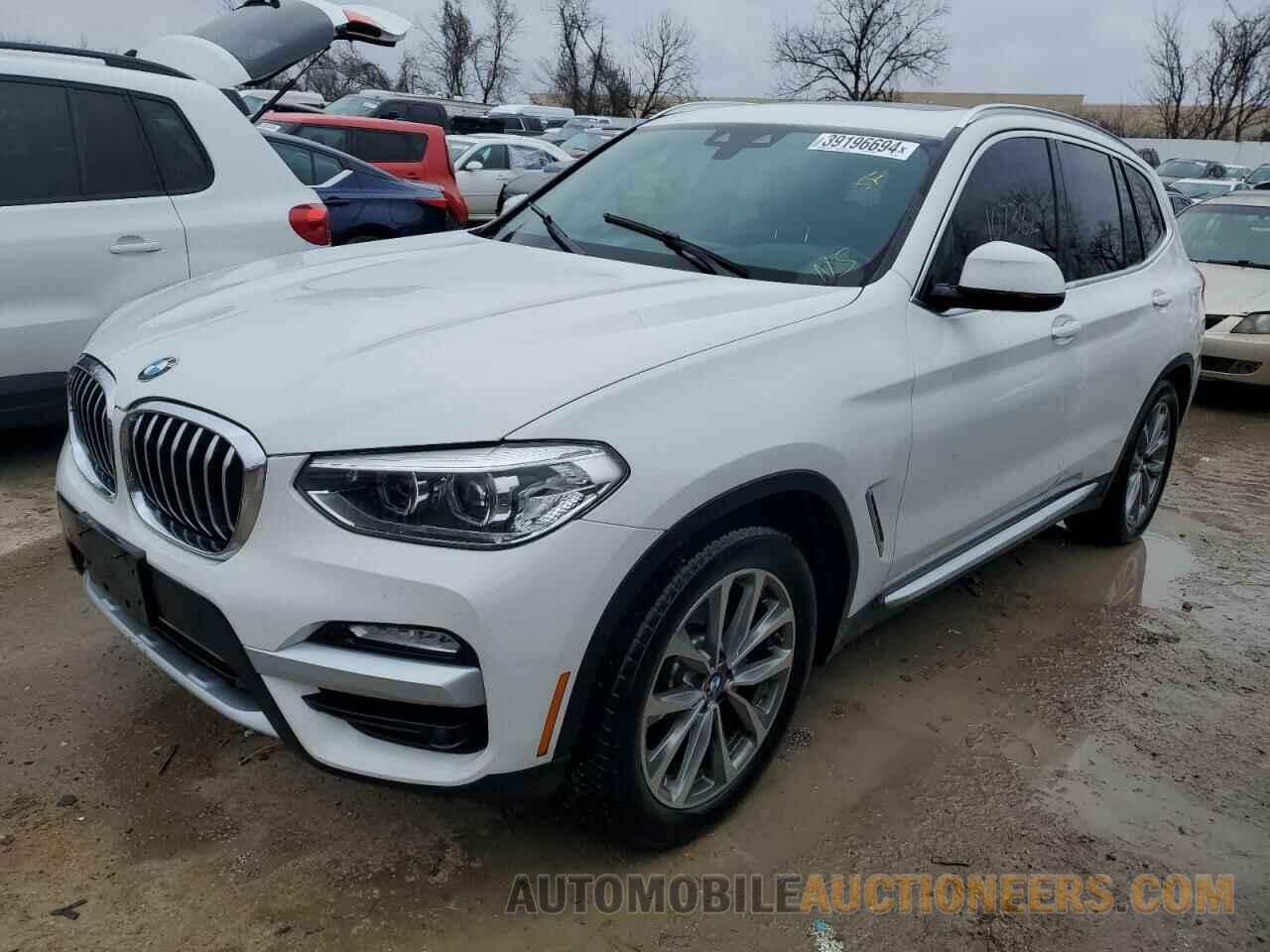 5UXTR9C5XJLD88645 BMW X3 2018