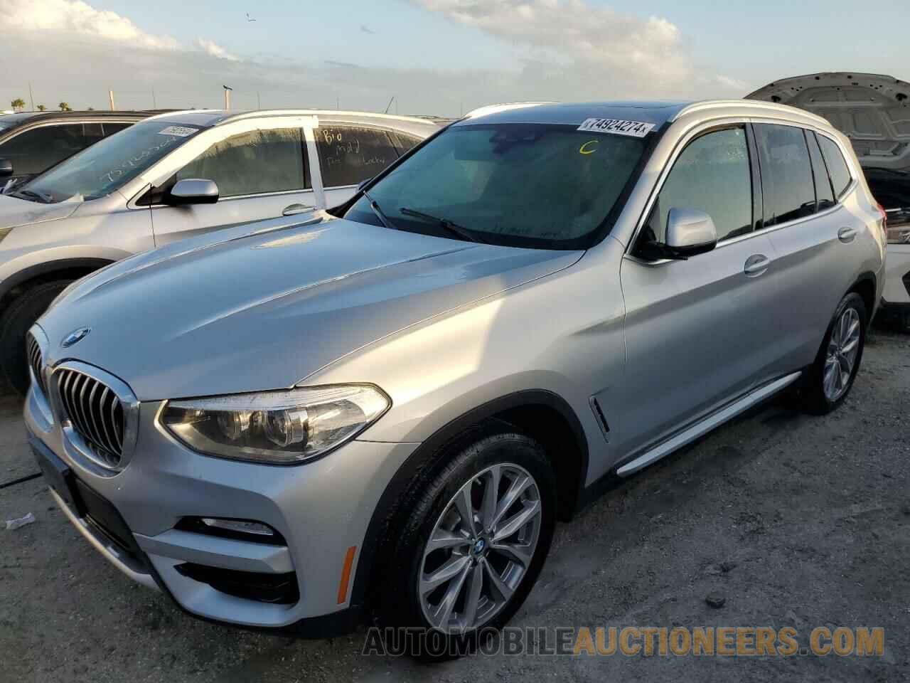 5UXTR9C5XKLE15912 BMW X3 2019