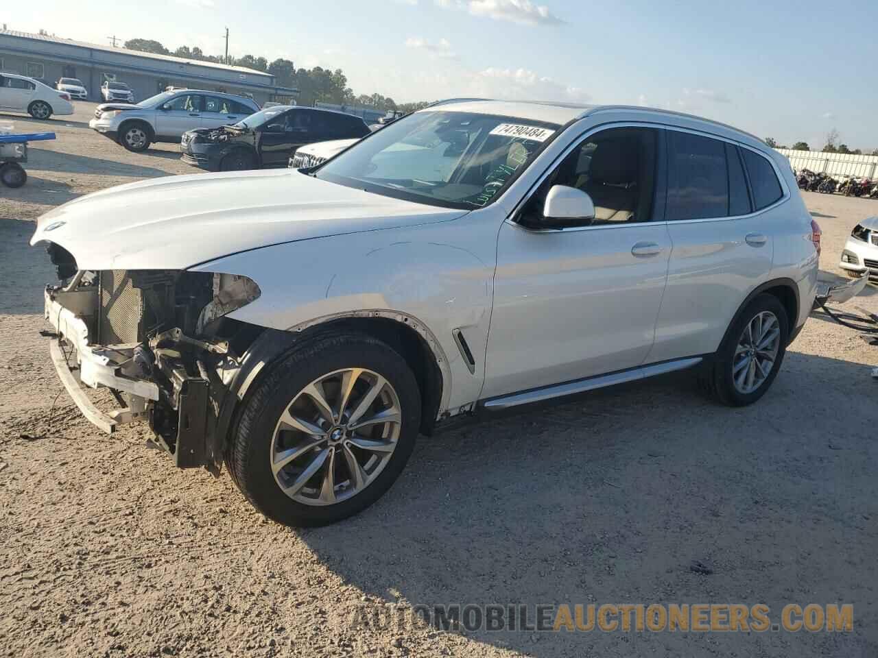 5UXTR9C5XKLE18339 BMW X3 2019