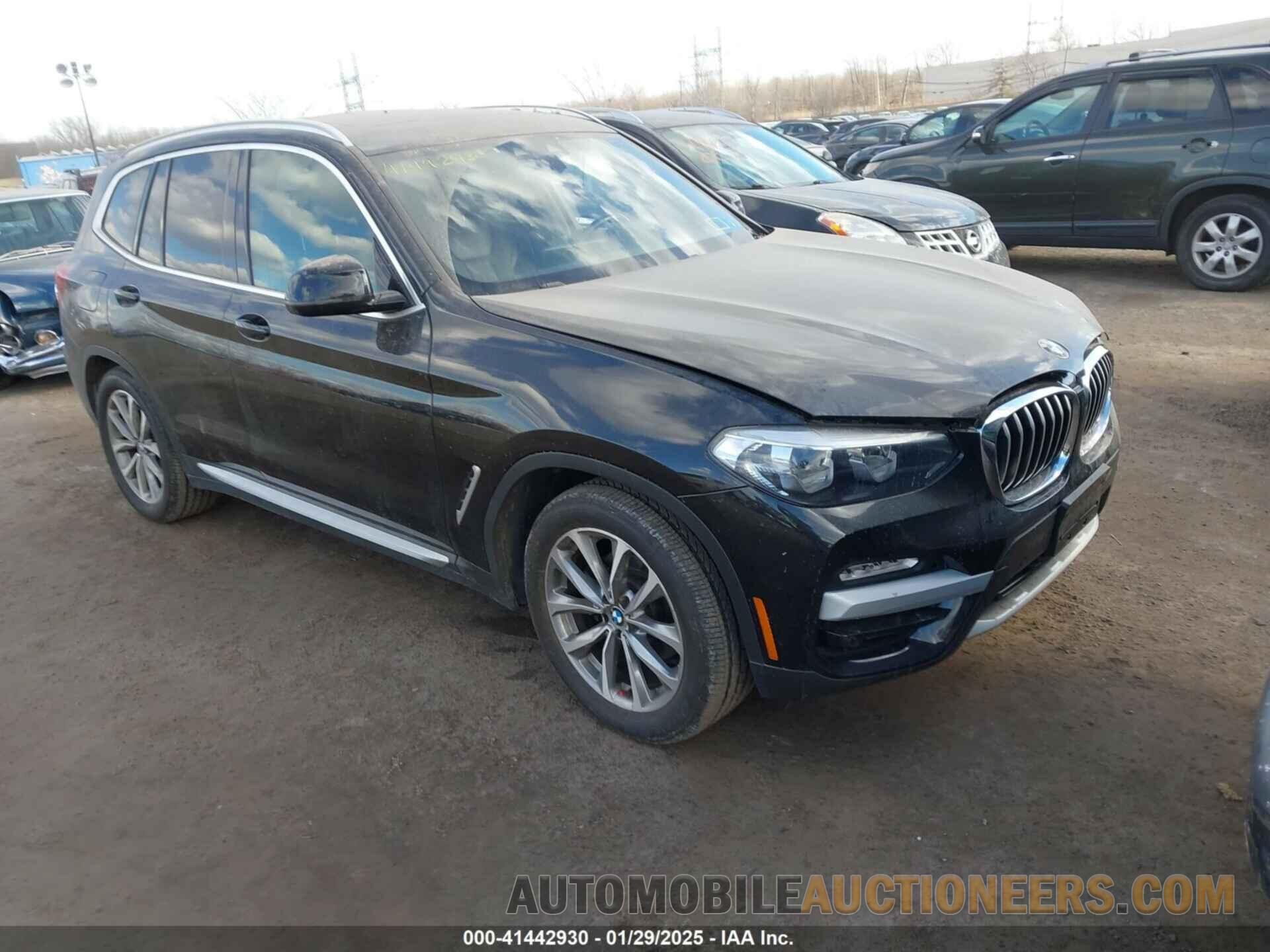 5UXTR9C5XKLP92849 BMW X3 2019